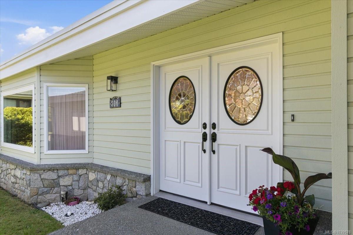 506 Panorama Pl