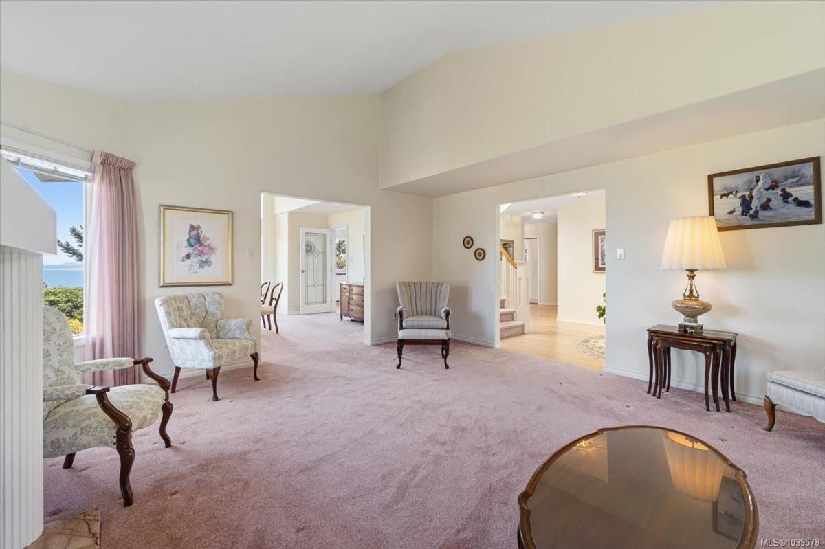 506 Panorama Pl
