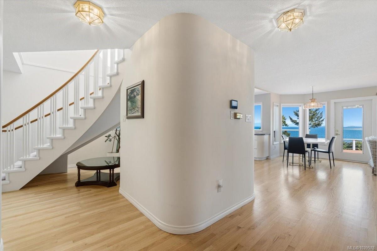 506 Panorama Pl