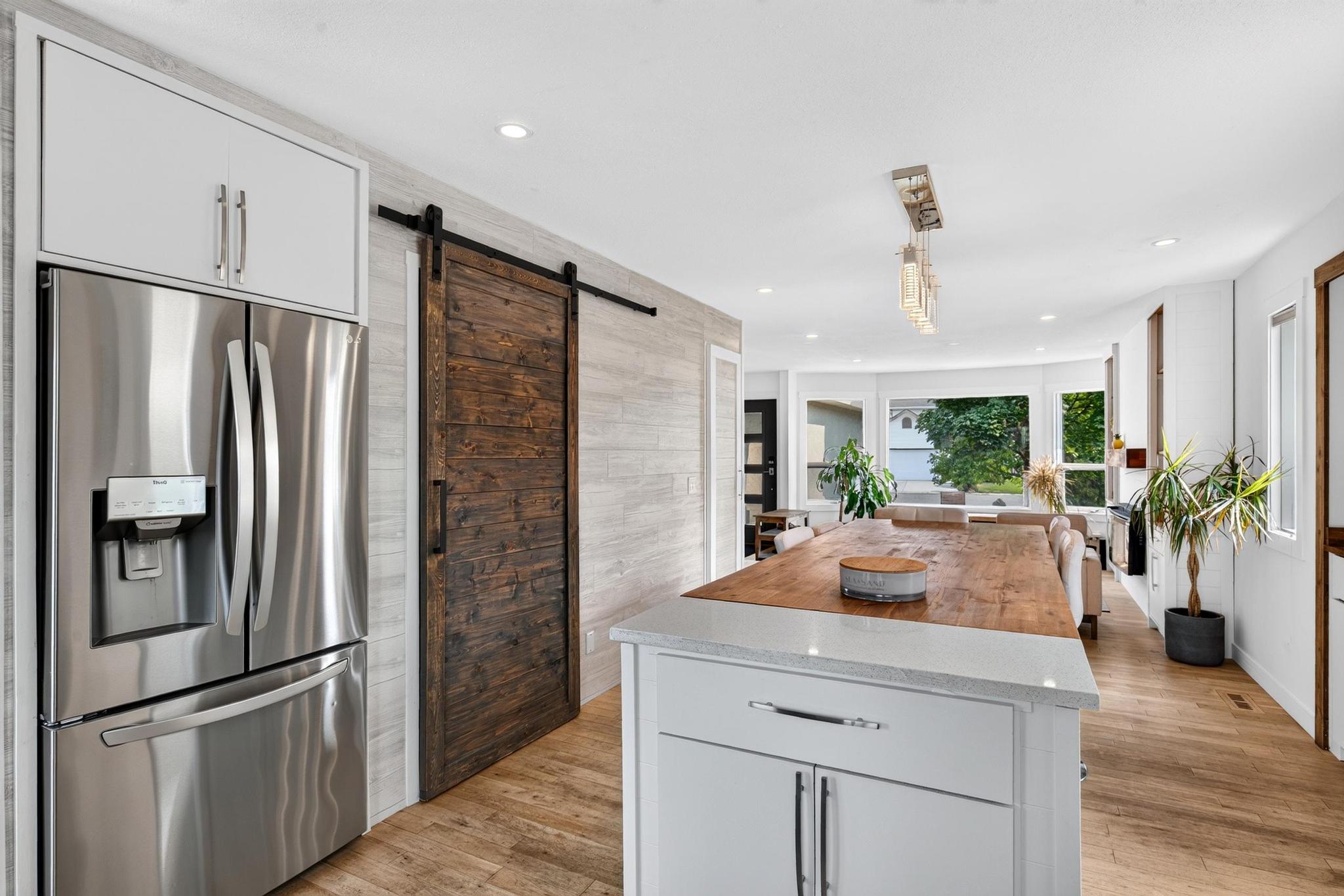 853 Springside Court