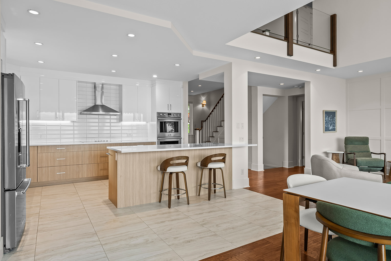 2259 Westside Place