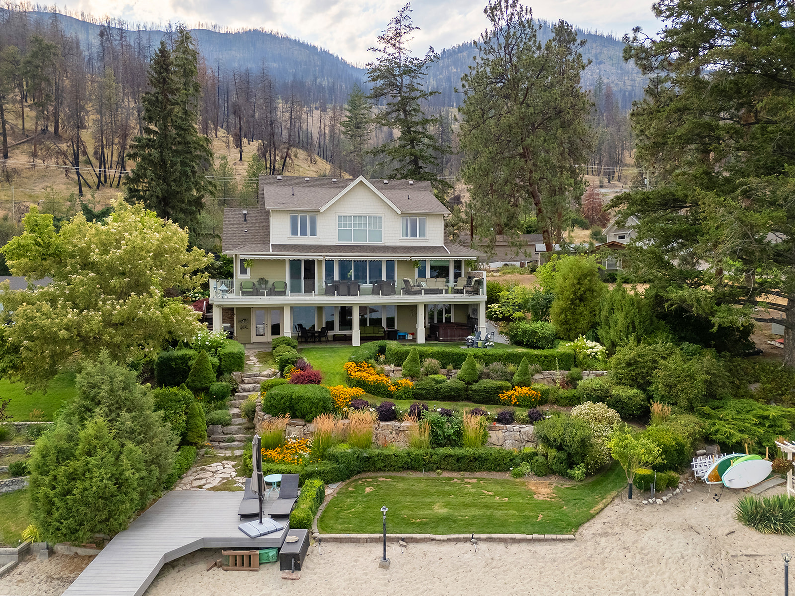 2259 Westside Place
