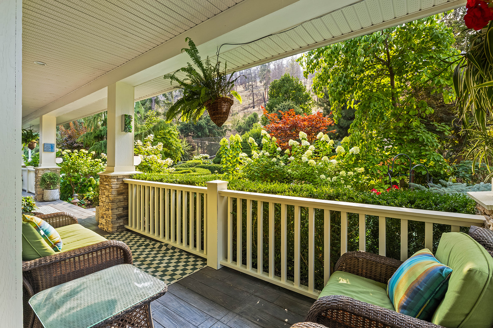 2259 Westside Place
