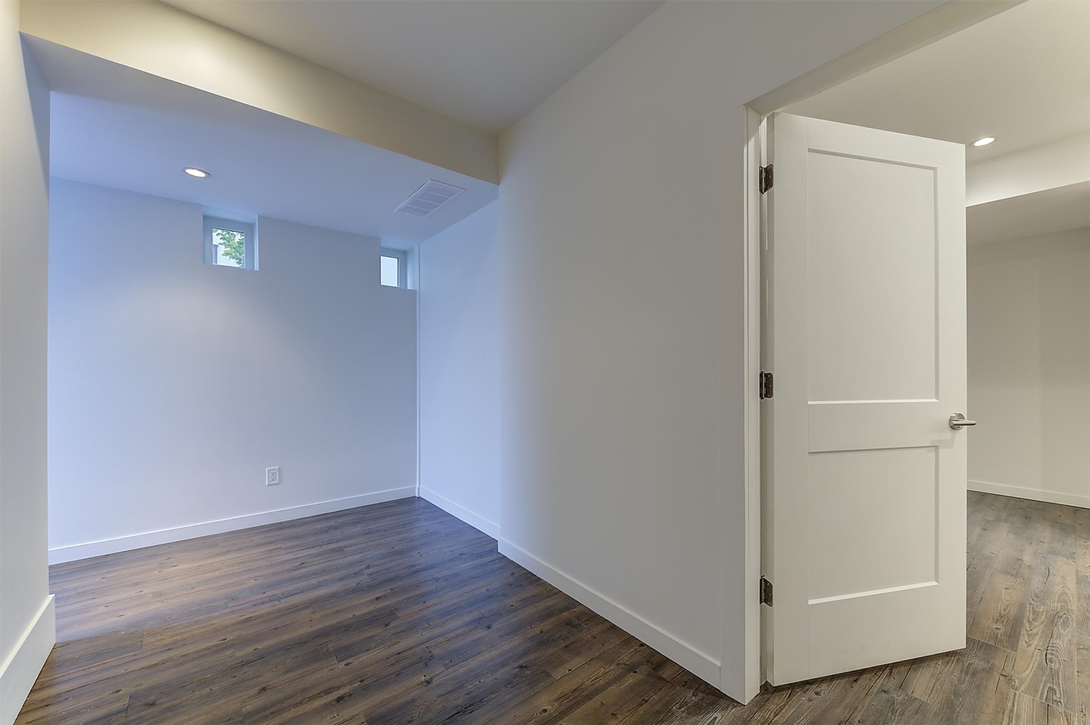 1818 Peak Point Court 32