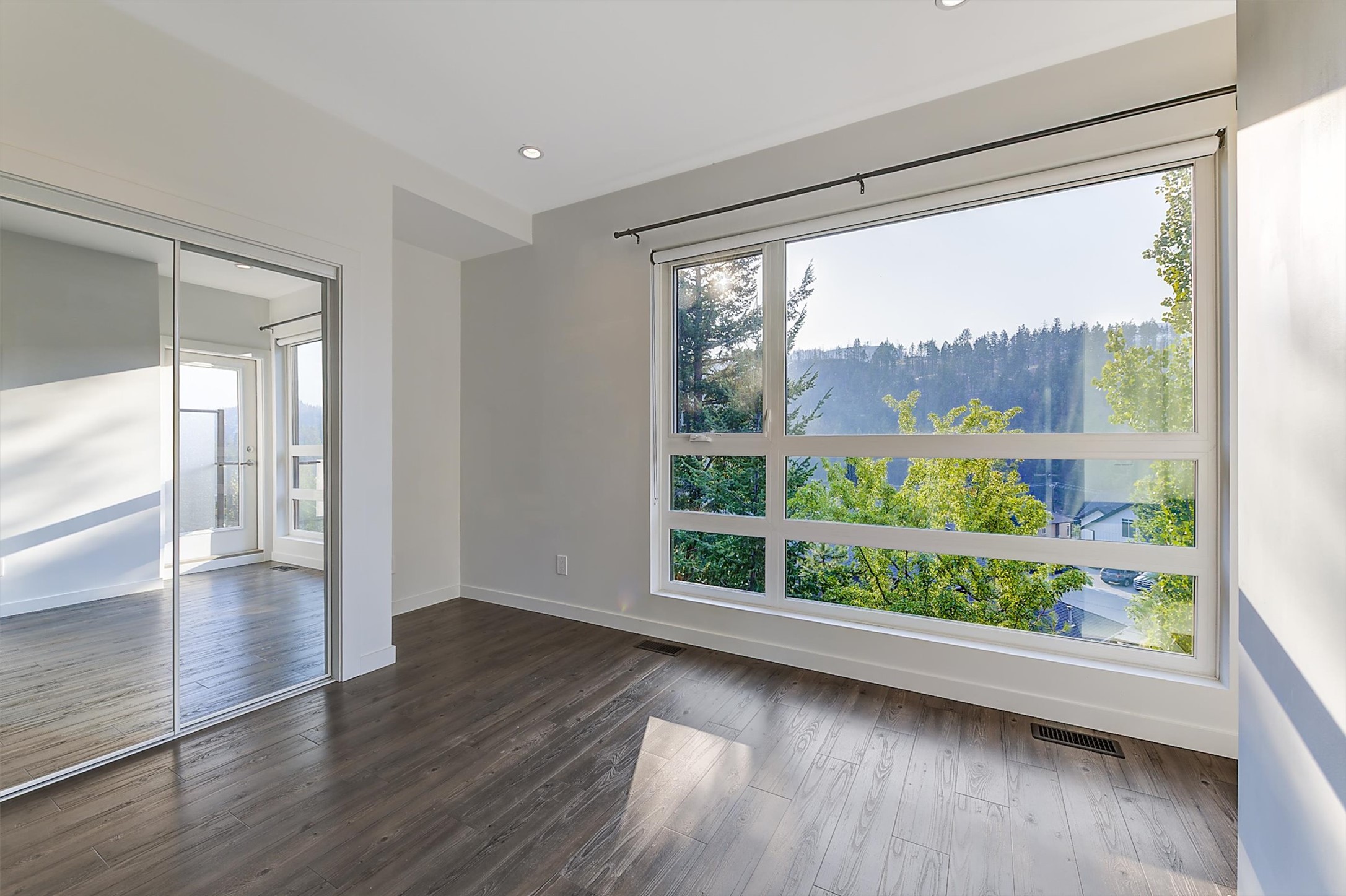 1818 Peak Point Court 32