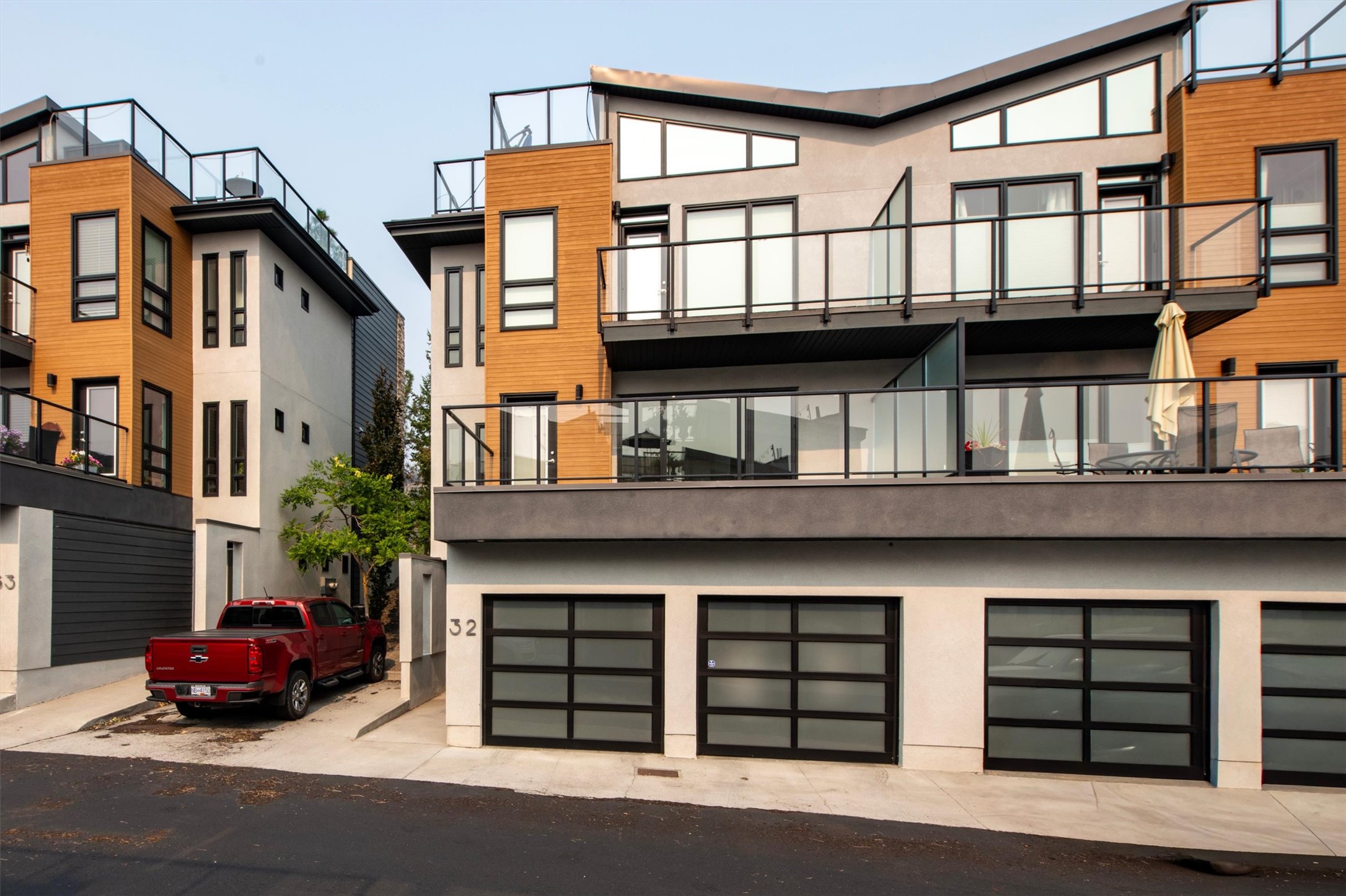 1818 Peak Point Court 32