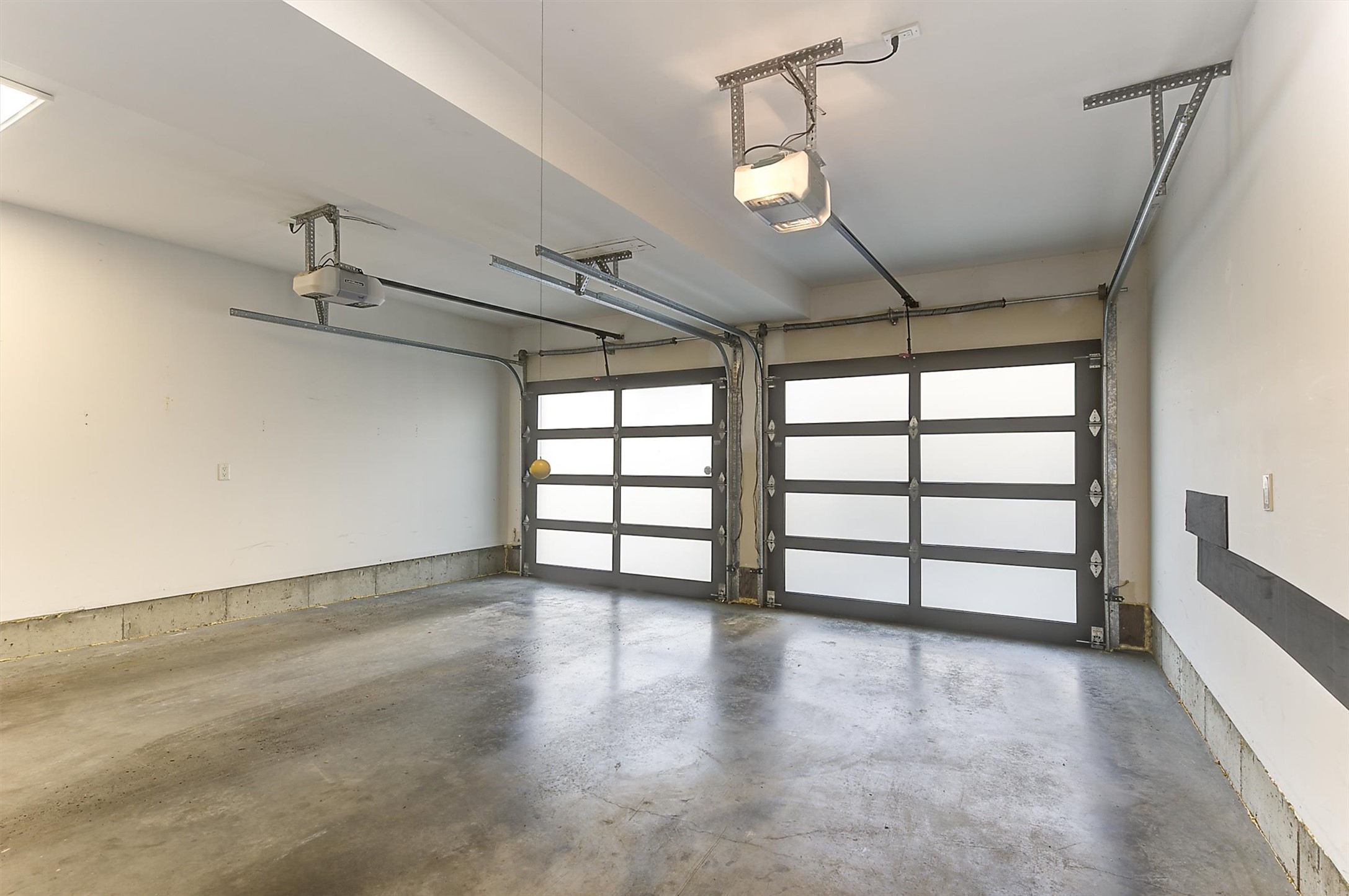 1818 Peak Point Court 32