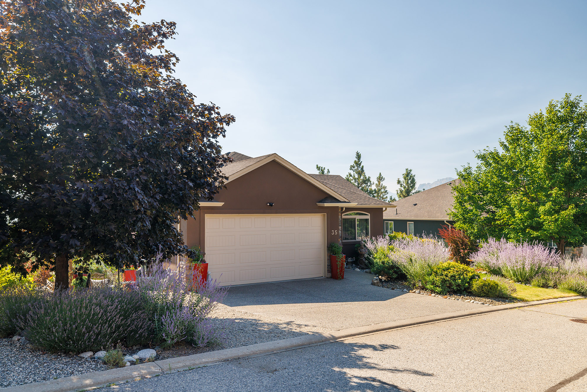 2040 Rosealee Lane 35