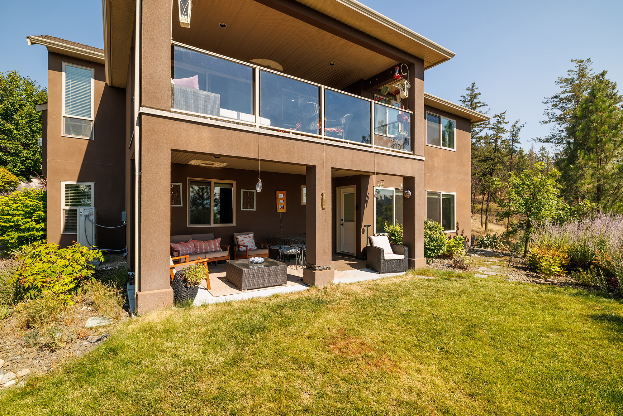 2040 Rosealee Lane 35