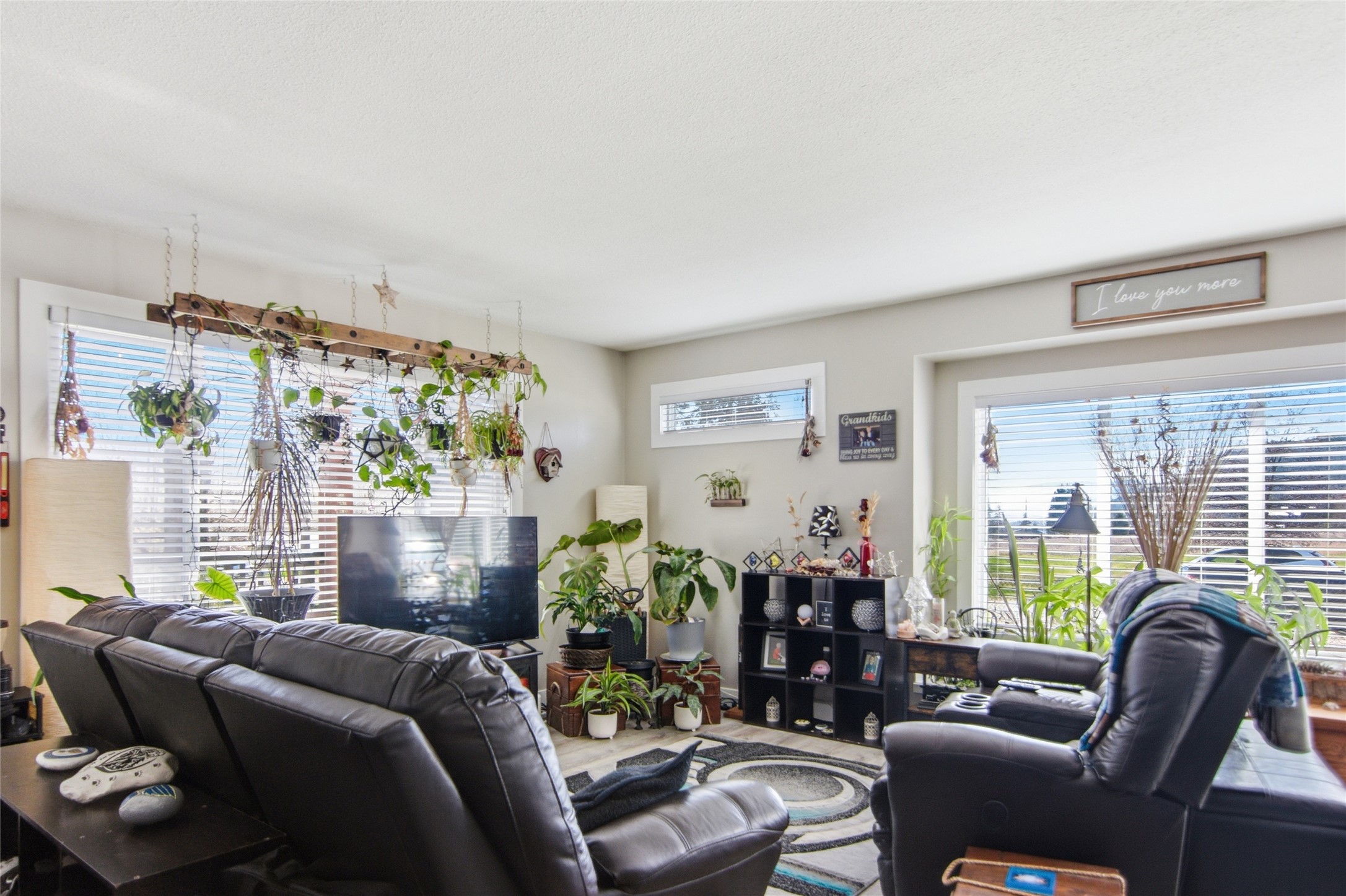 3014 Harwood Road