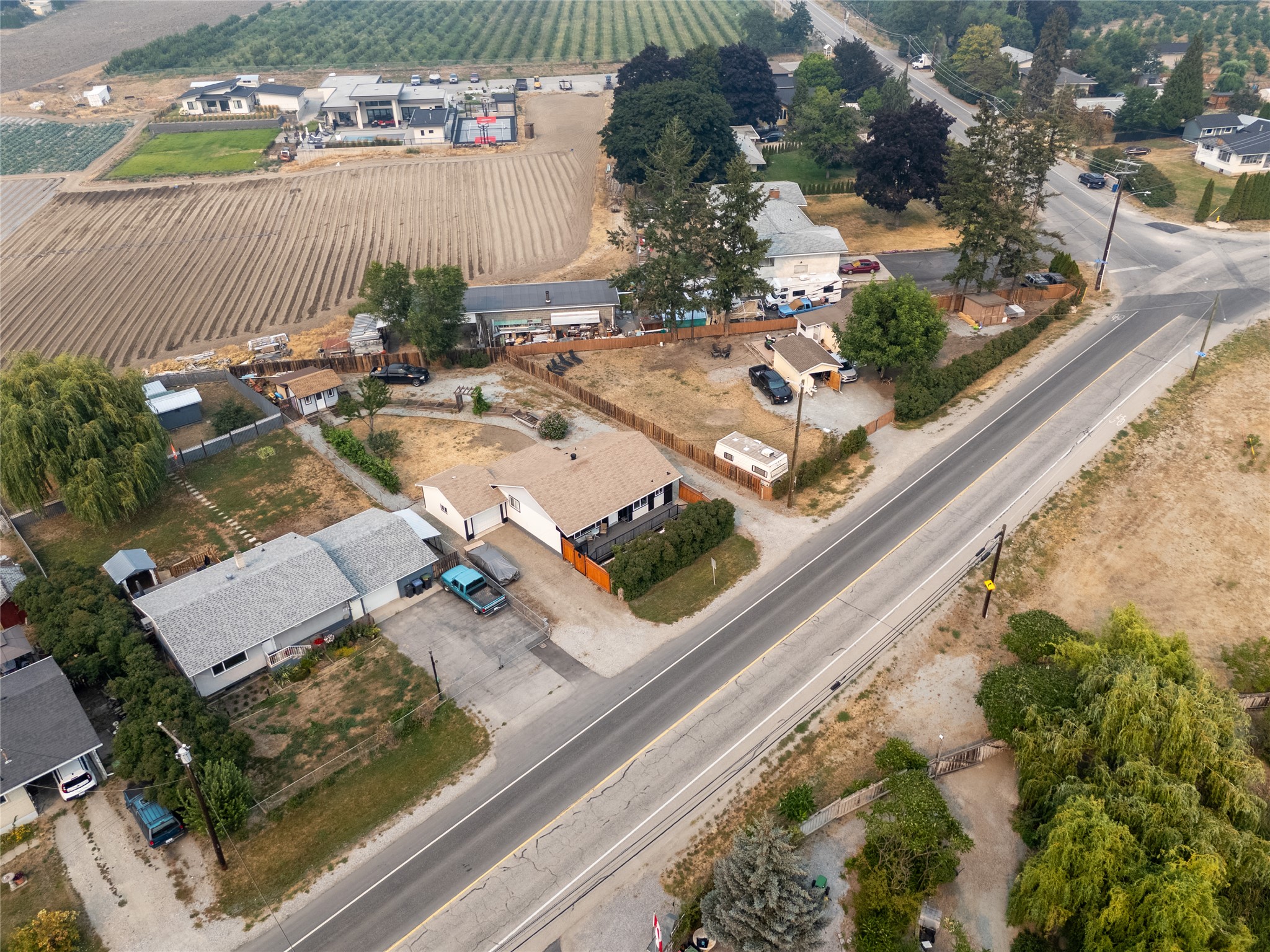 292 Valley Road N