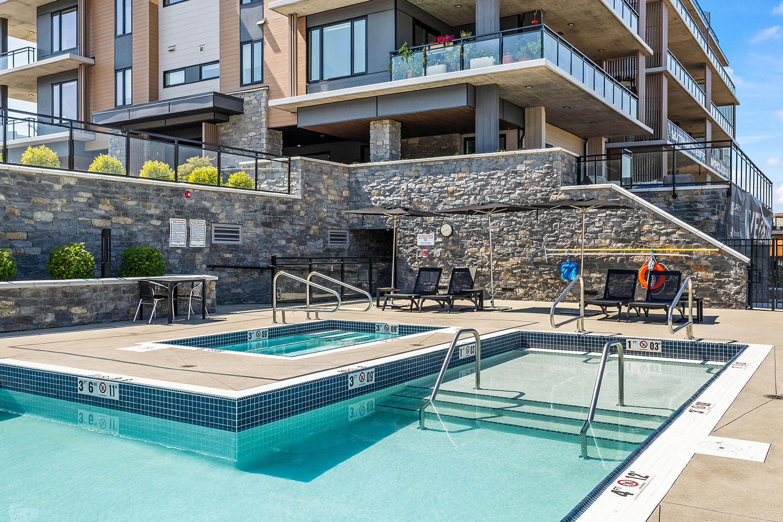 75 Predator Ridge Drive 604