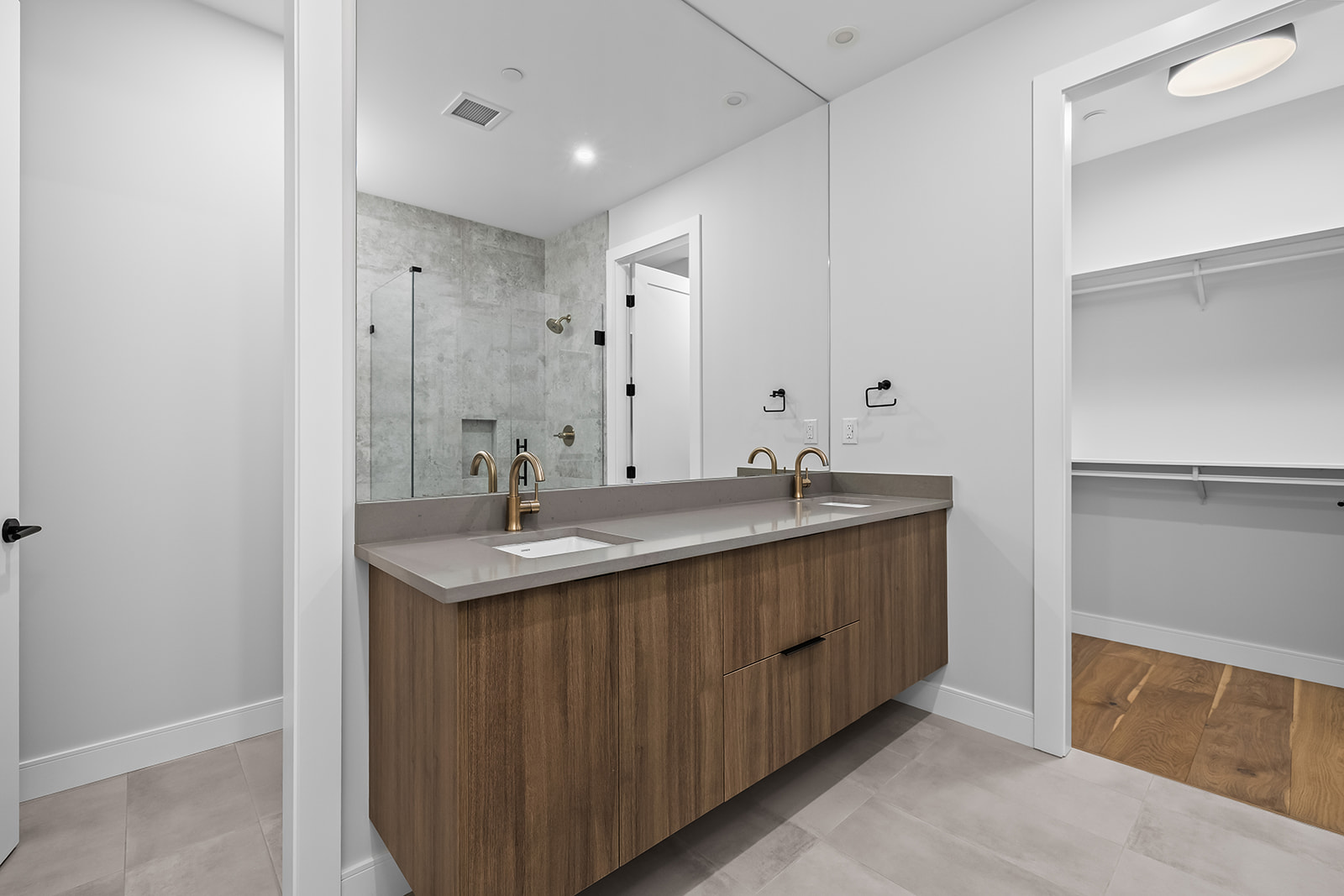 75 Predator Ridge Drive 606