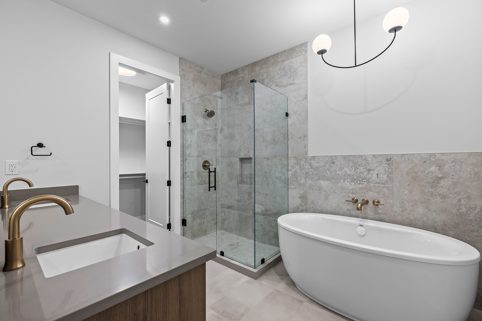 75 Predator Ridge Drive 606