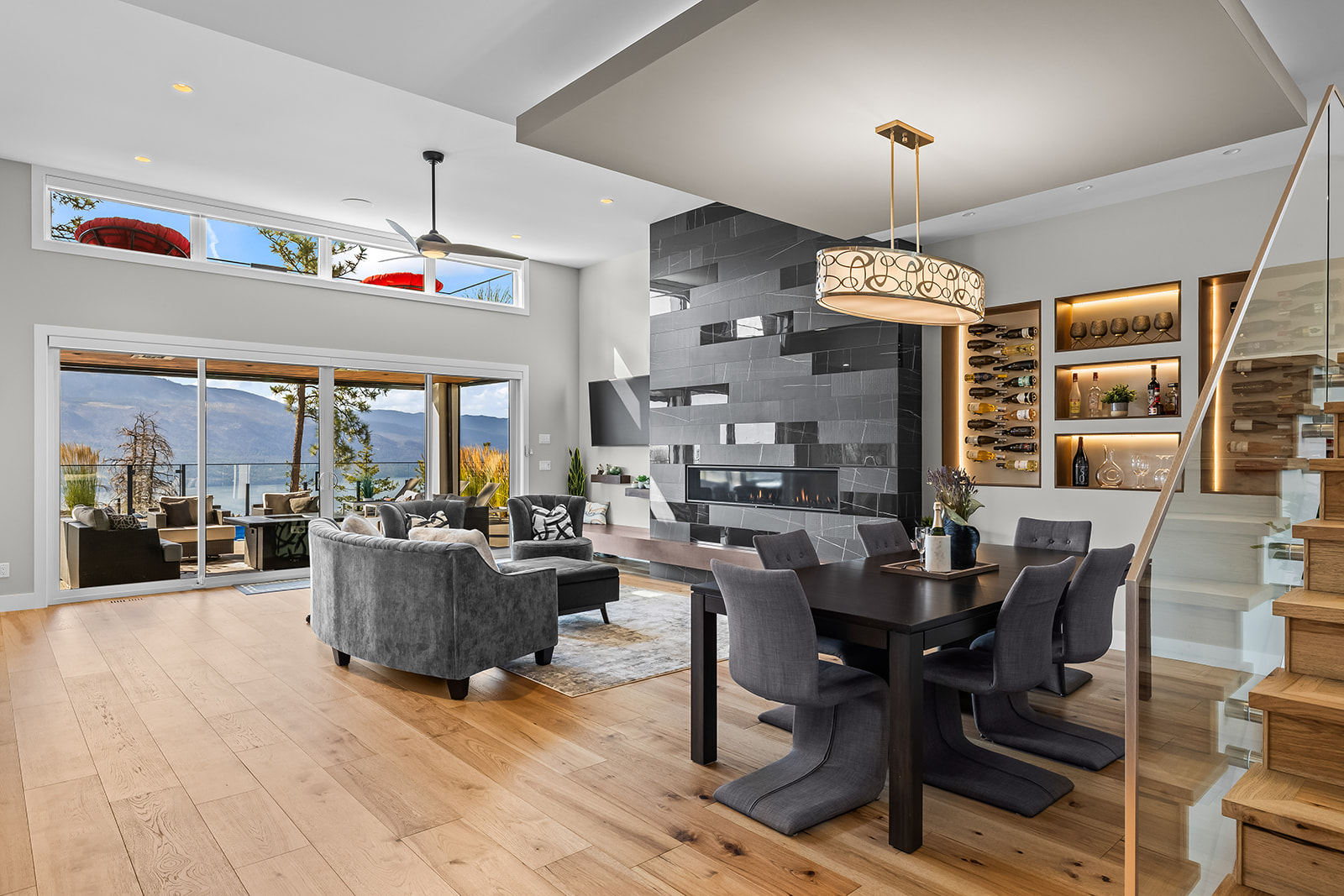 10018 Beacon Hill Drive