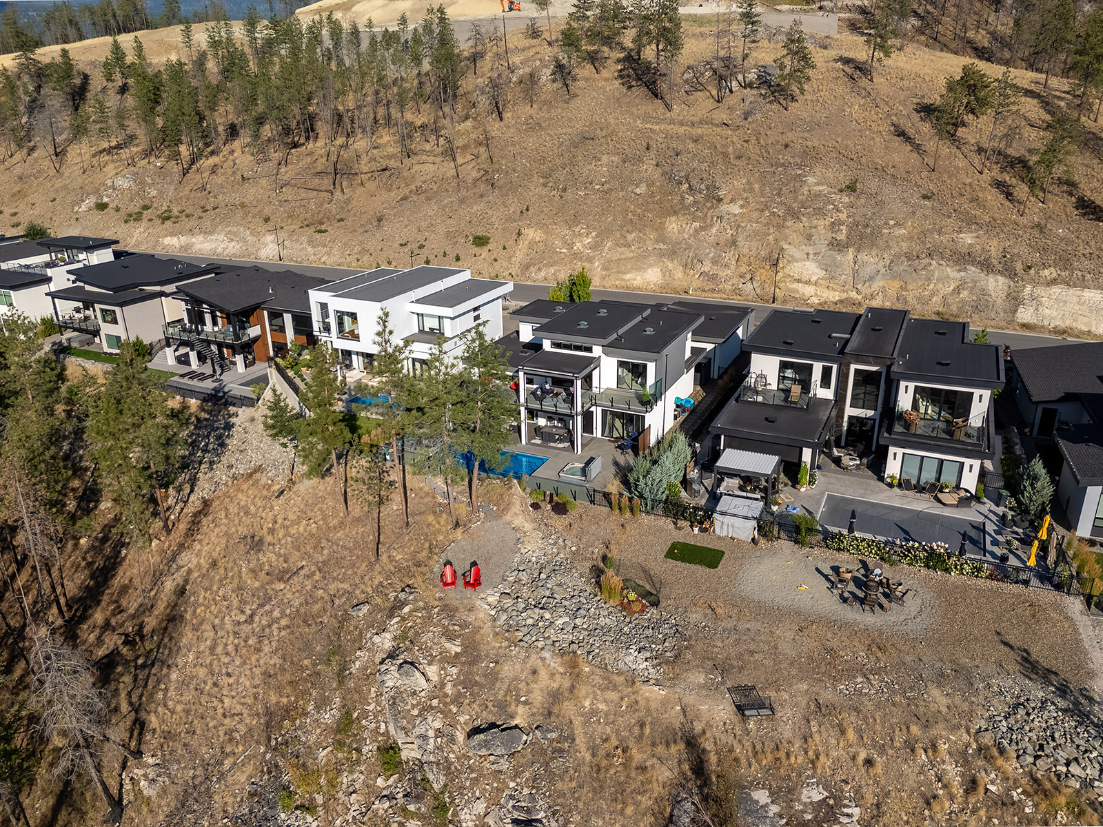 10018 Beacon Hill Drive