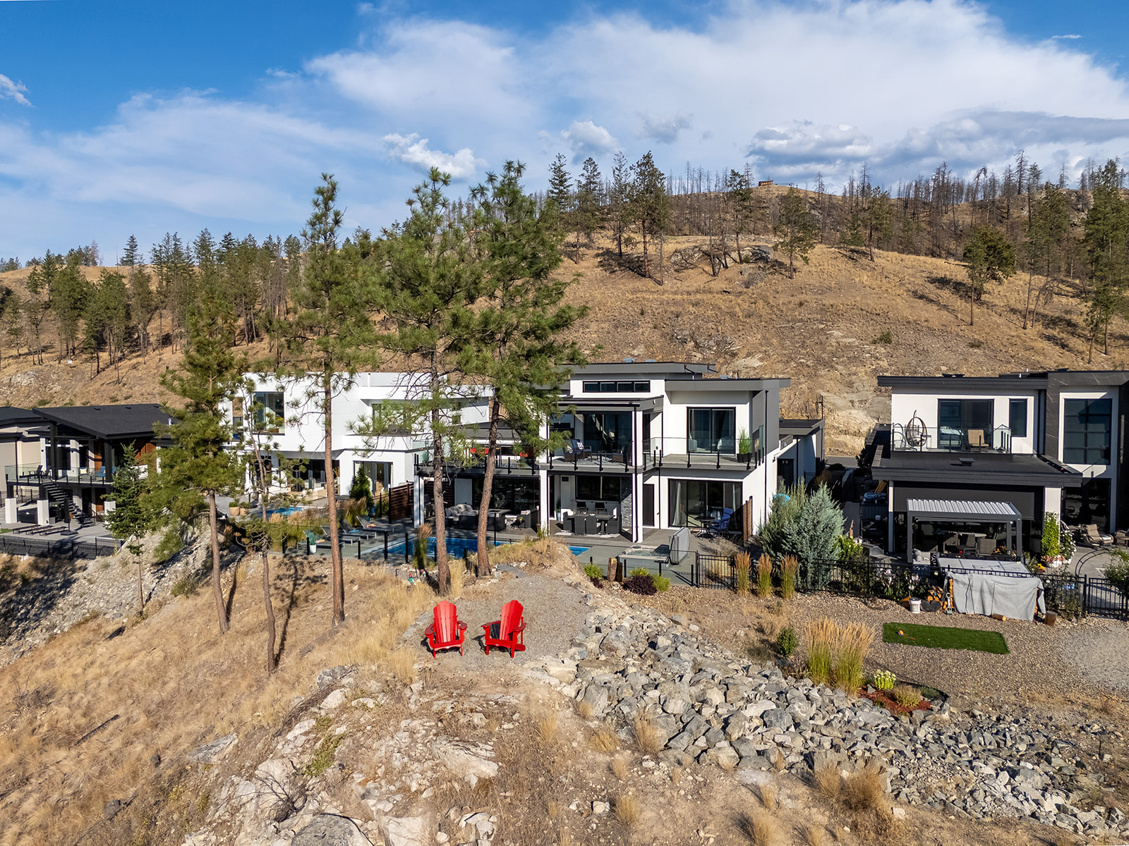 10018 Beacon Hill Drive