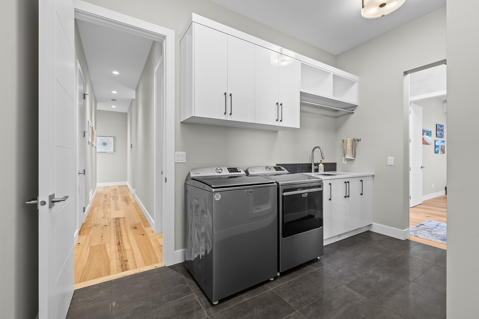 10018 Beacon Hill Drive