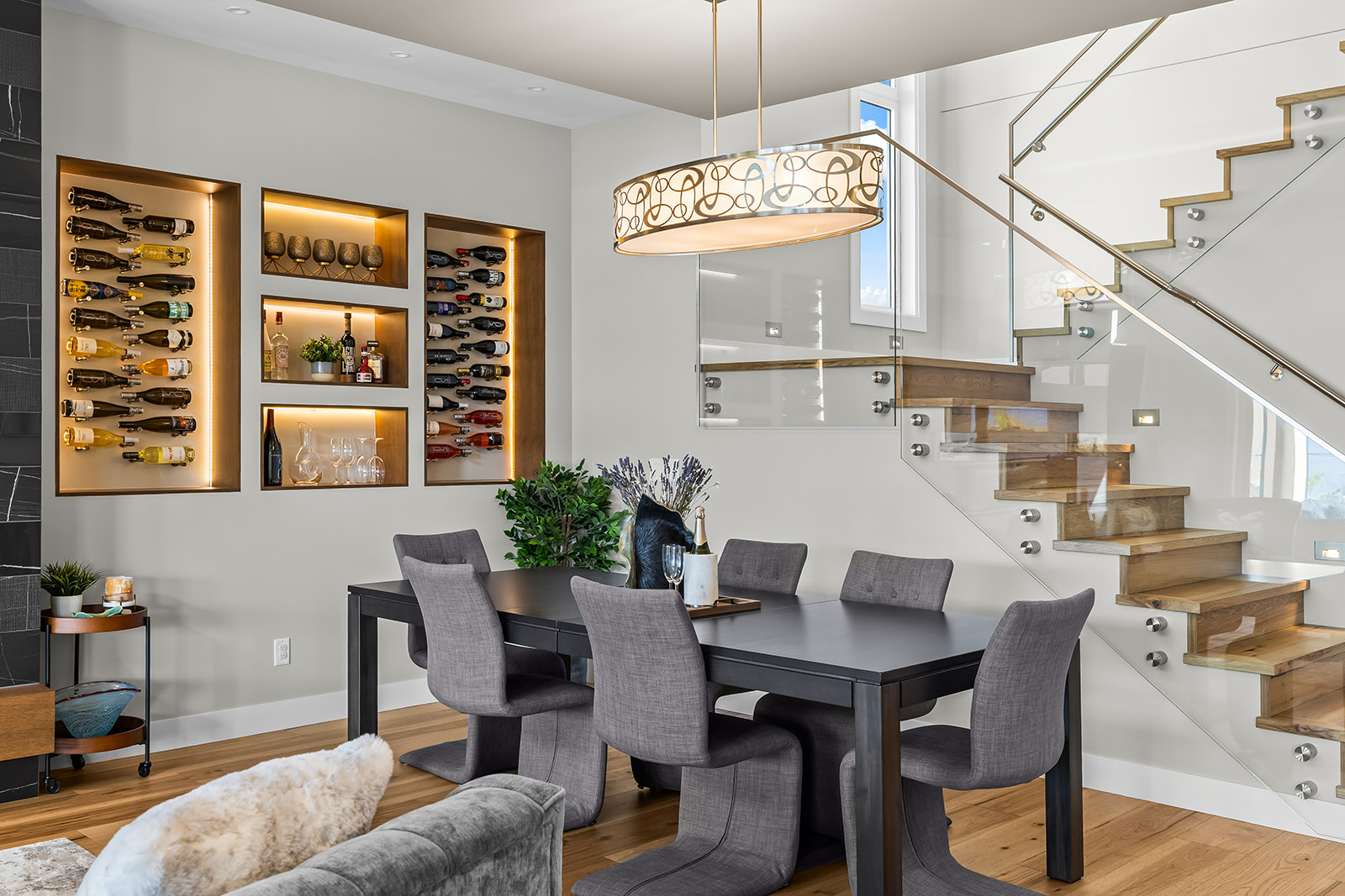 10018 Beacon Hill Drive