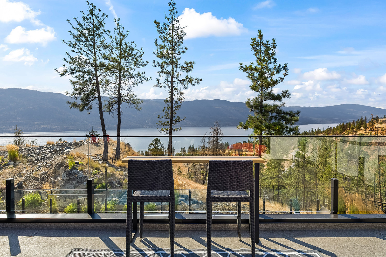 10018 Beacon Hill Drive