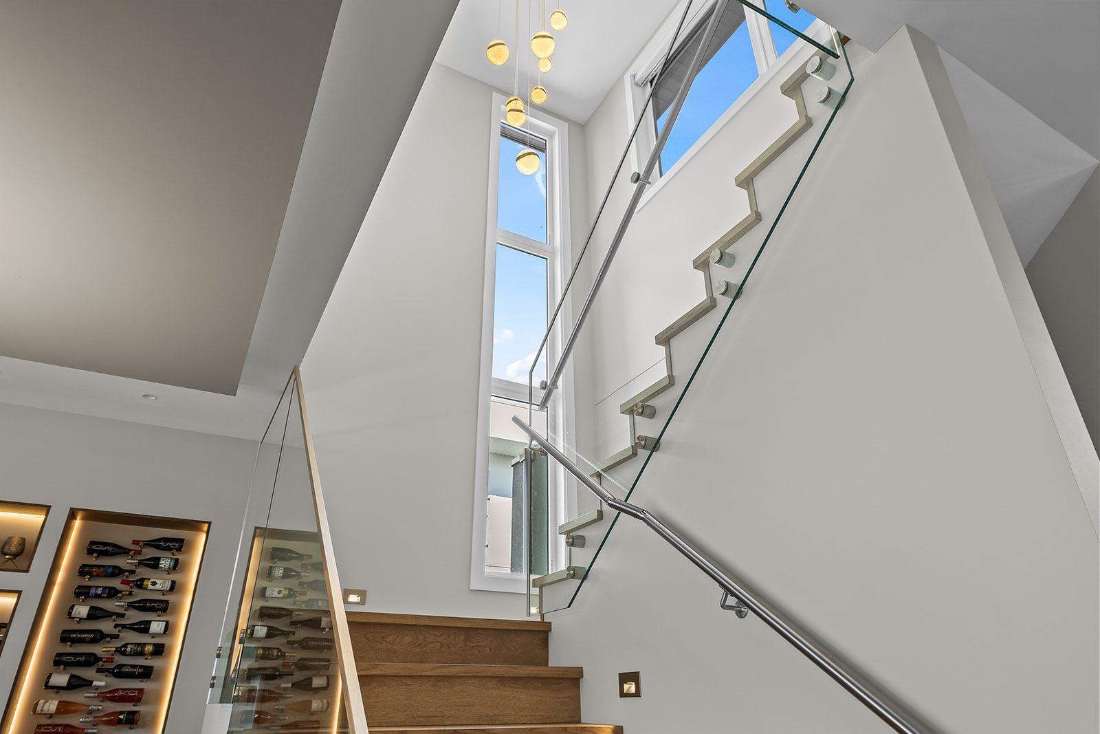 10018 Beacon Hill Drive