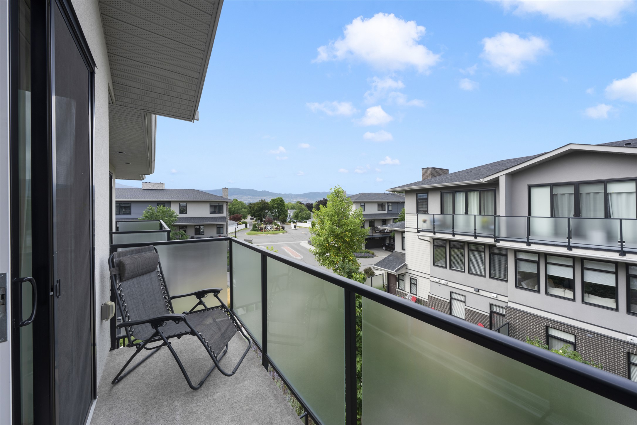 1102 Cameron Avenue 144