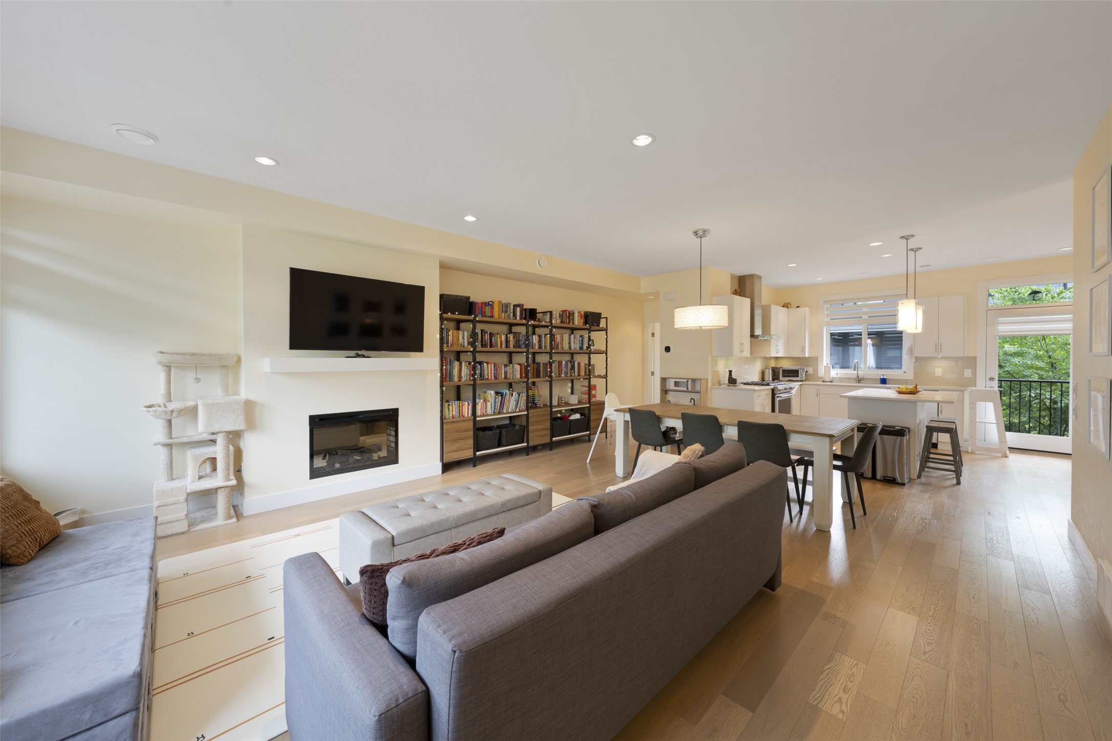 1102 Cameron Avenue 144