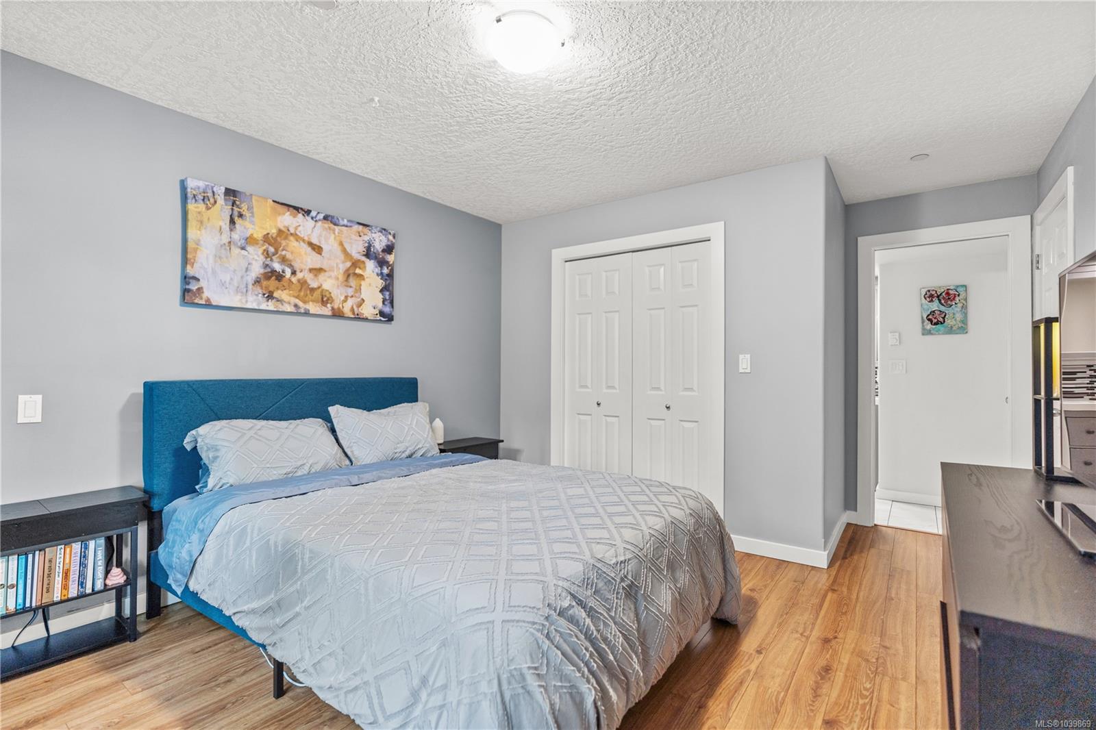 908 Brock Ave #201