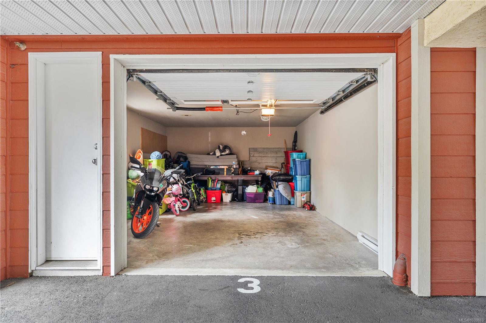 908 Brock Ave #201