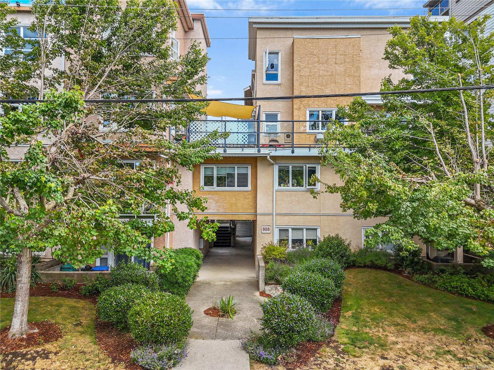 908 Brock Ave #201