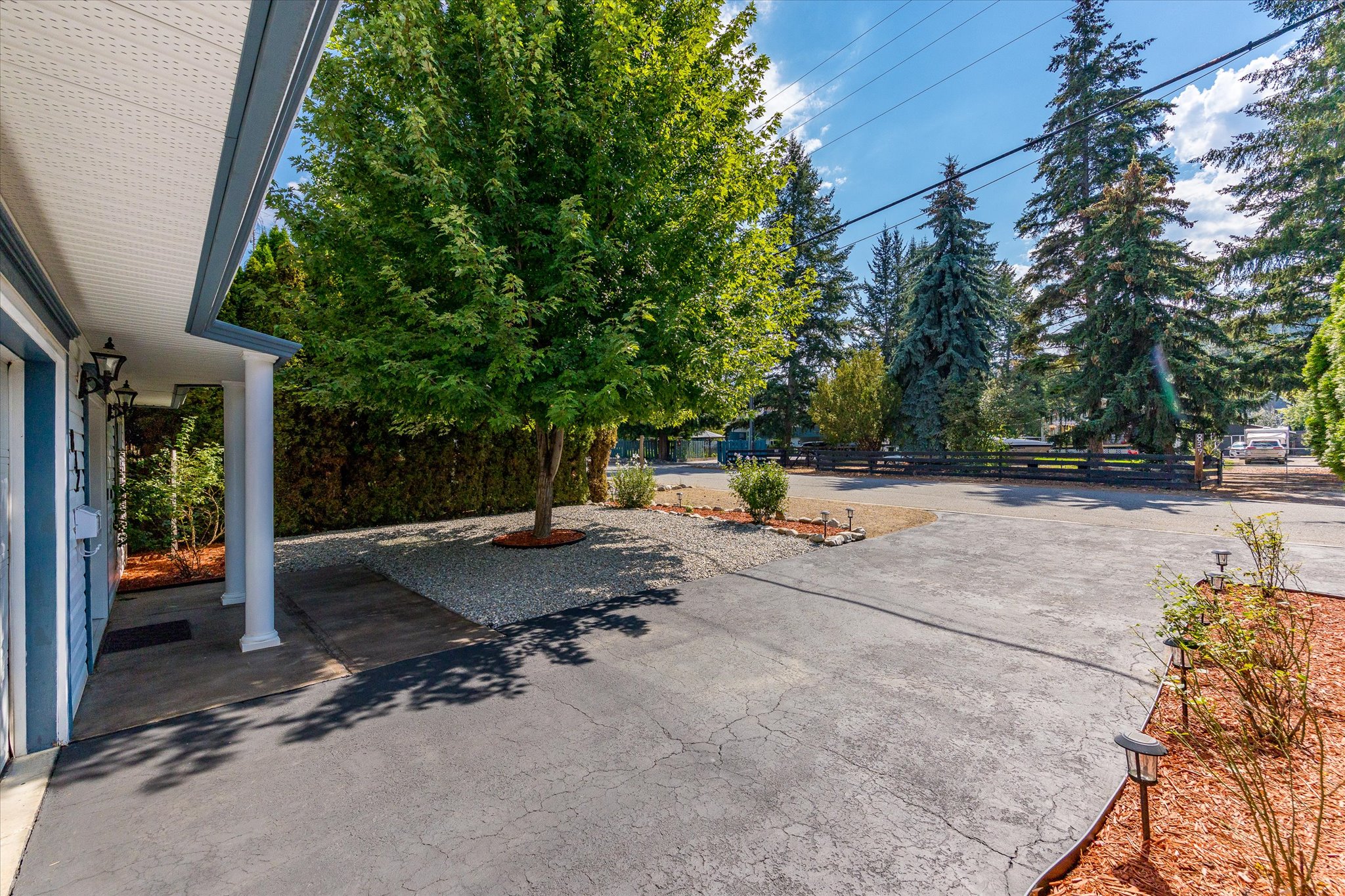 842 Raymer Road