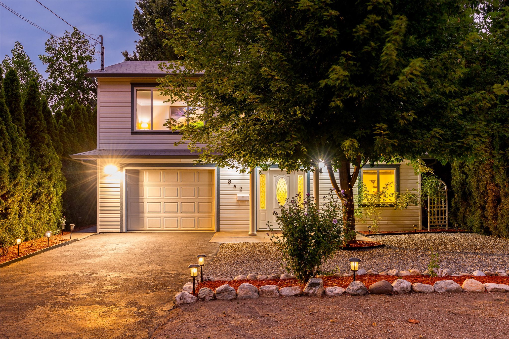 842 Raymer Road