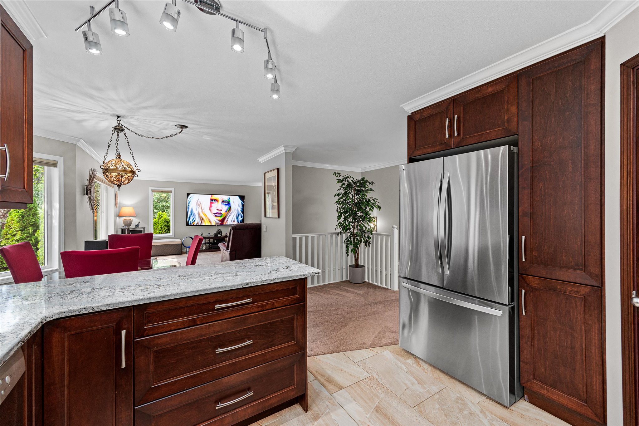 842 Raymer Road