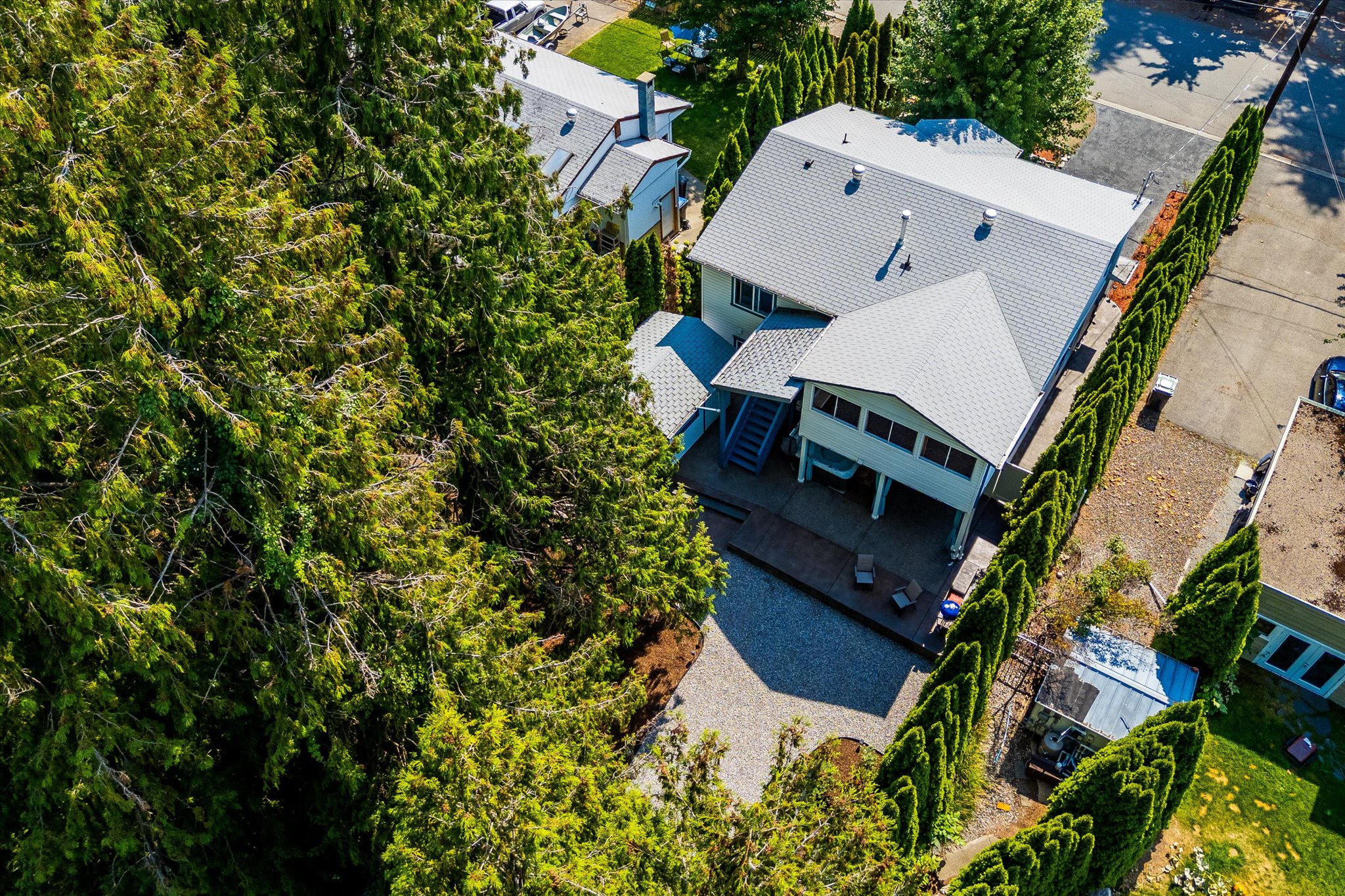 842 Raymer Road
