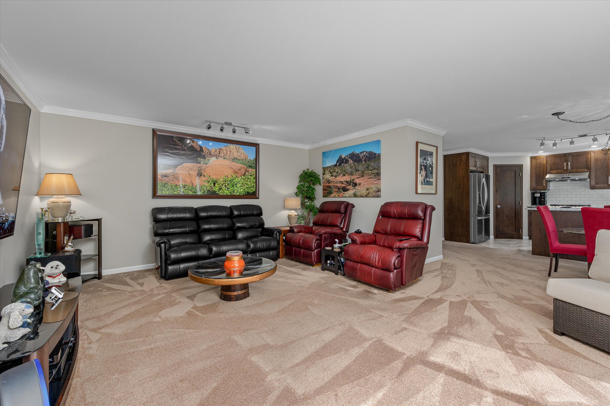 842 Raymer Road