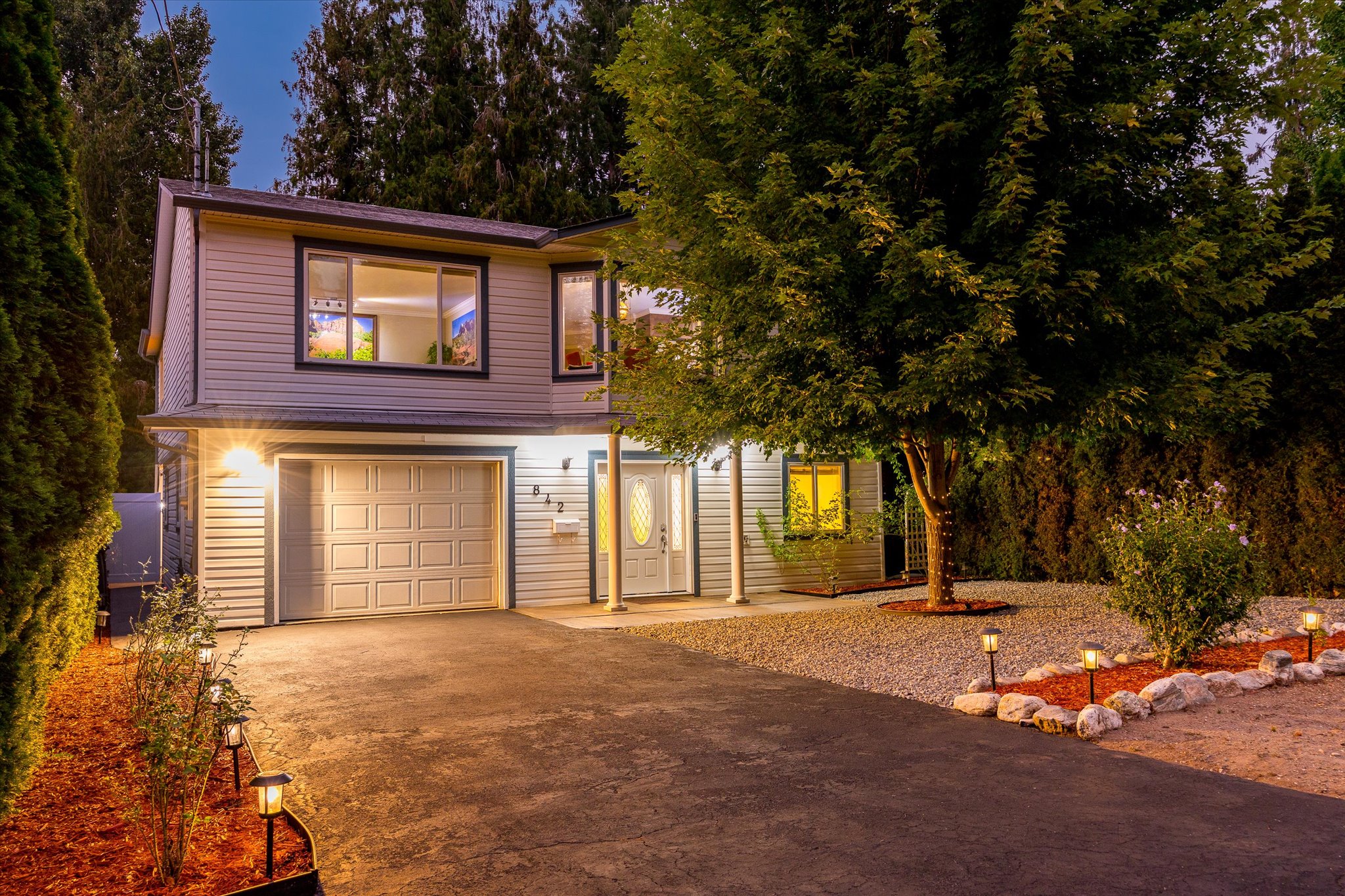 842 Raymer Road