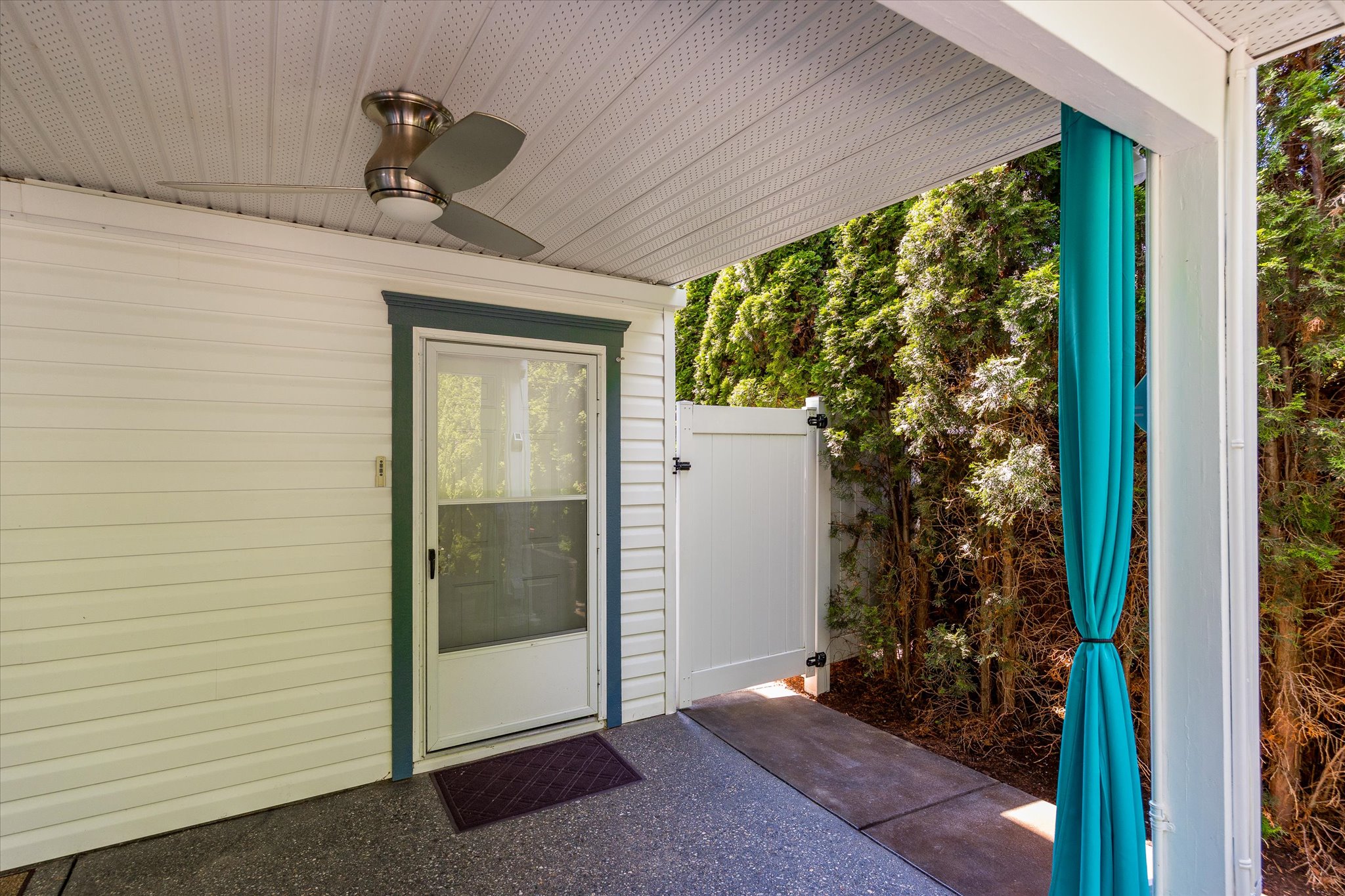 842 Raymer Road