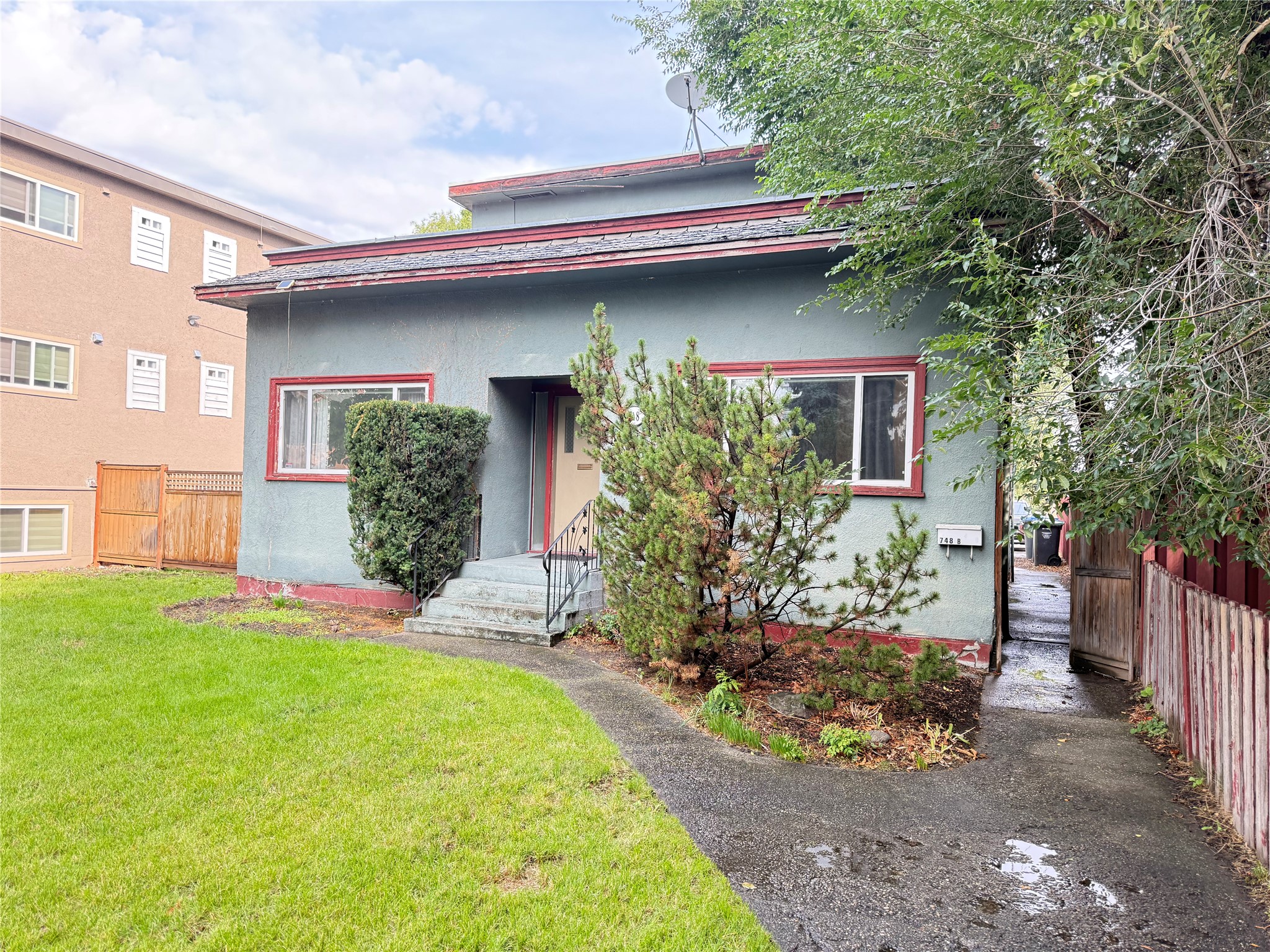 748 Bernard Avenue