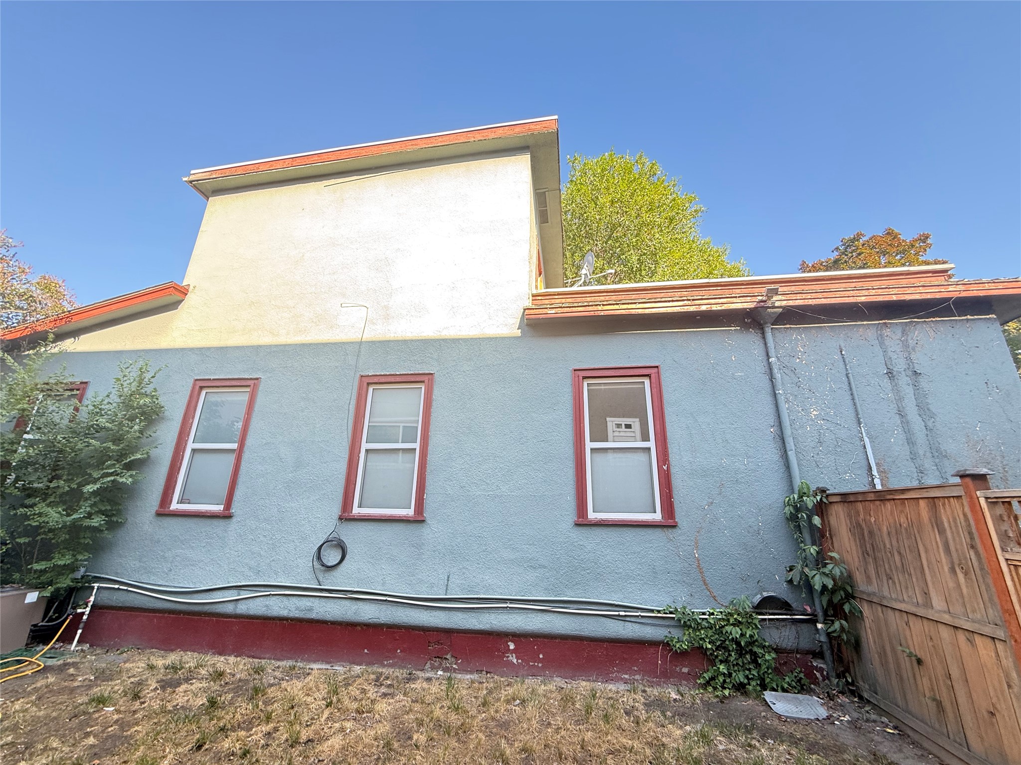 748 Bernard Avenue
