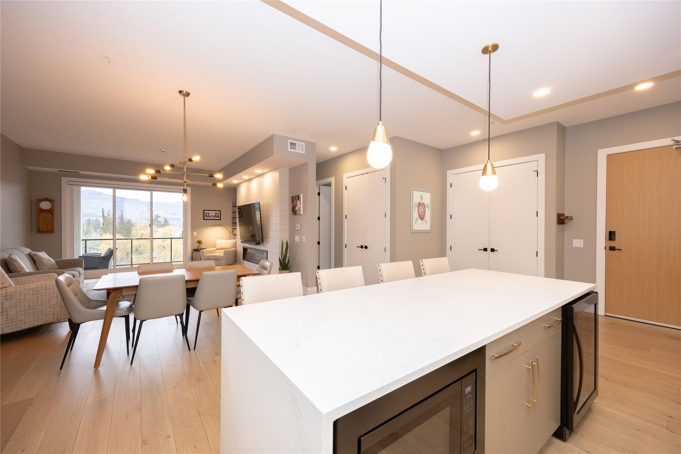 529 Truswell Road 604