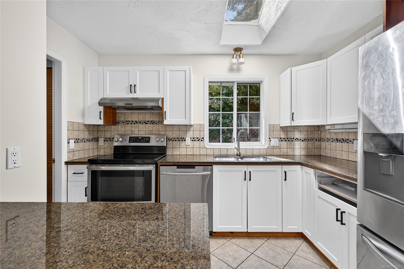 124 Valhalla Rd #4