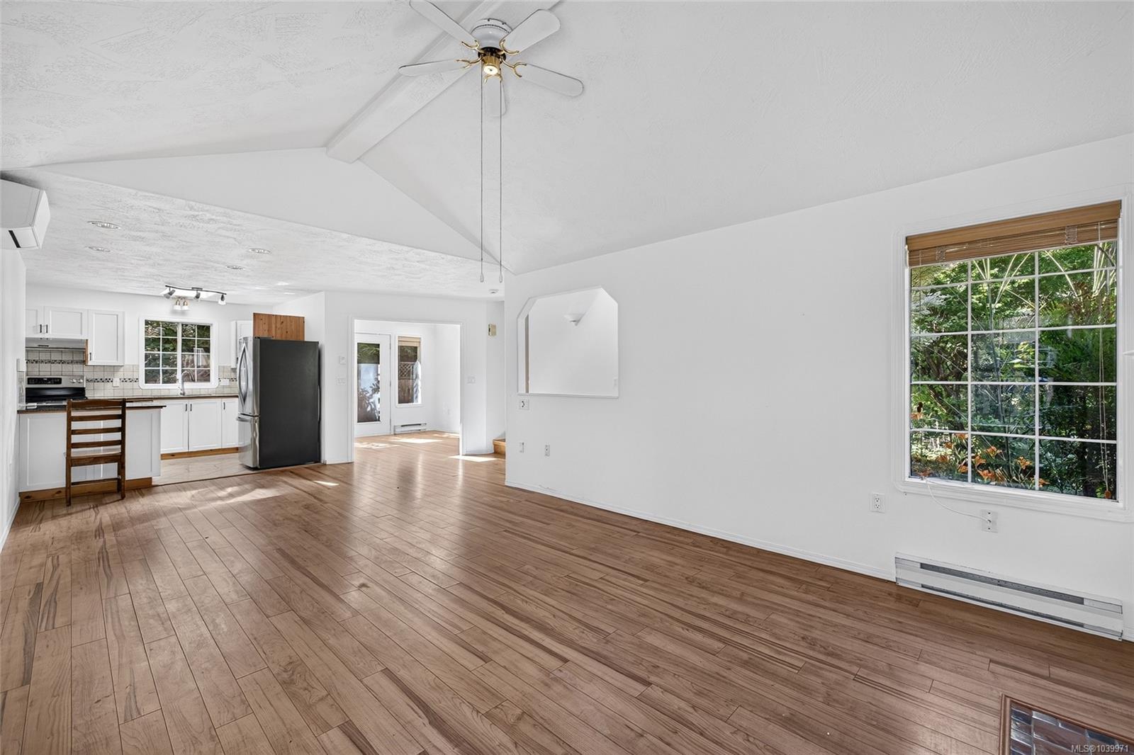 124 Valhalla Rd #4