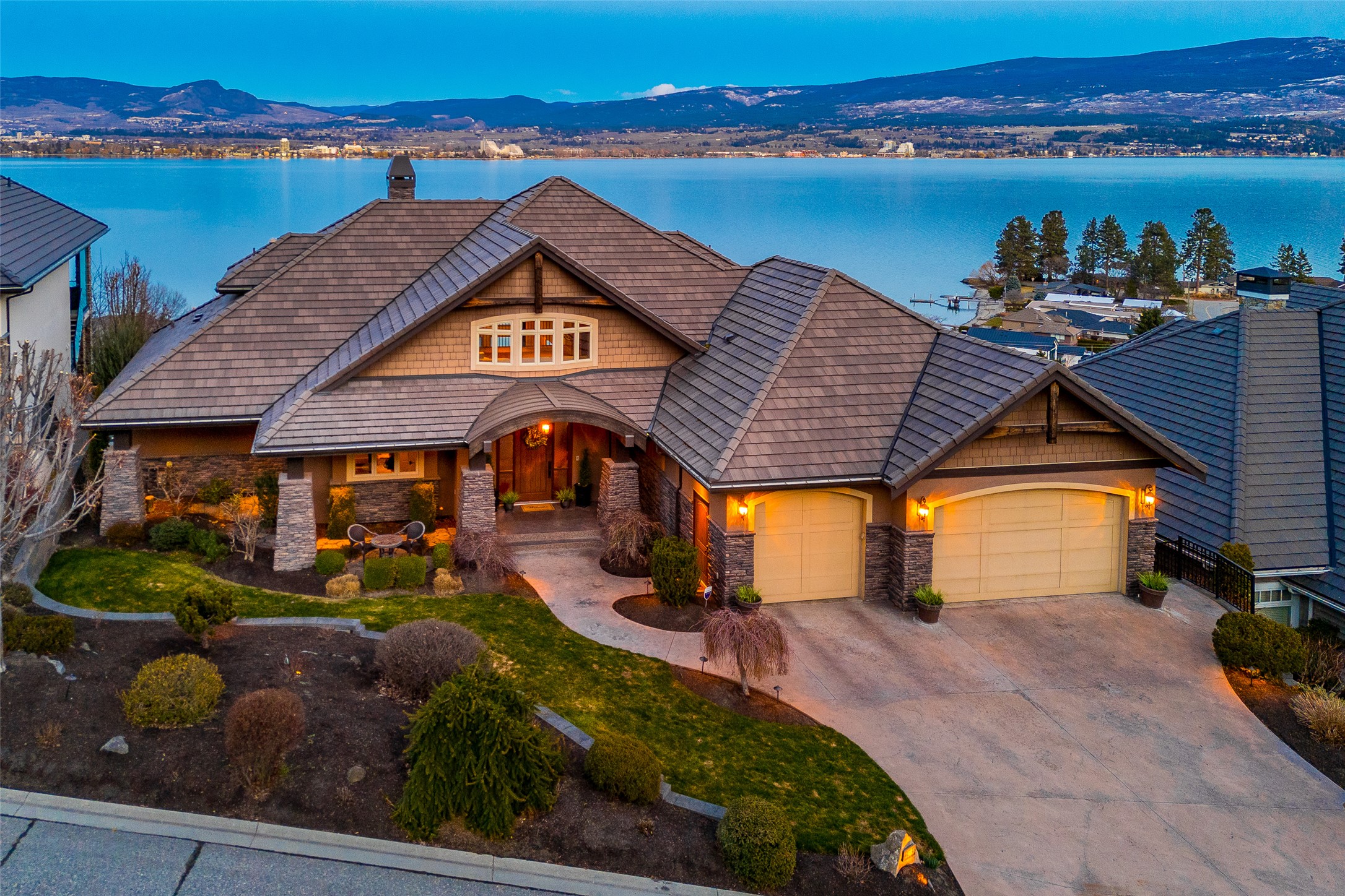 2583 Lucinde Road