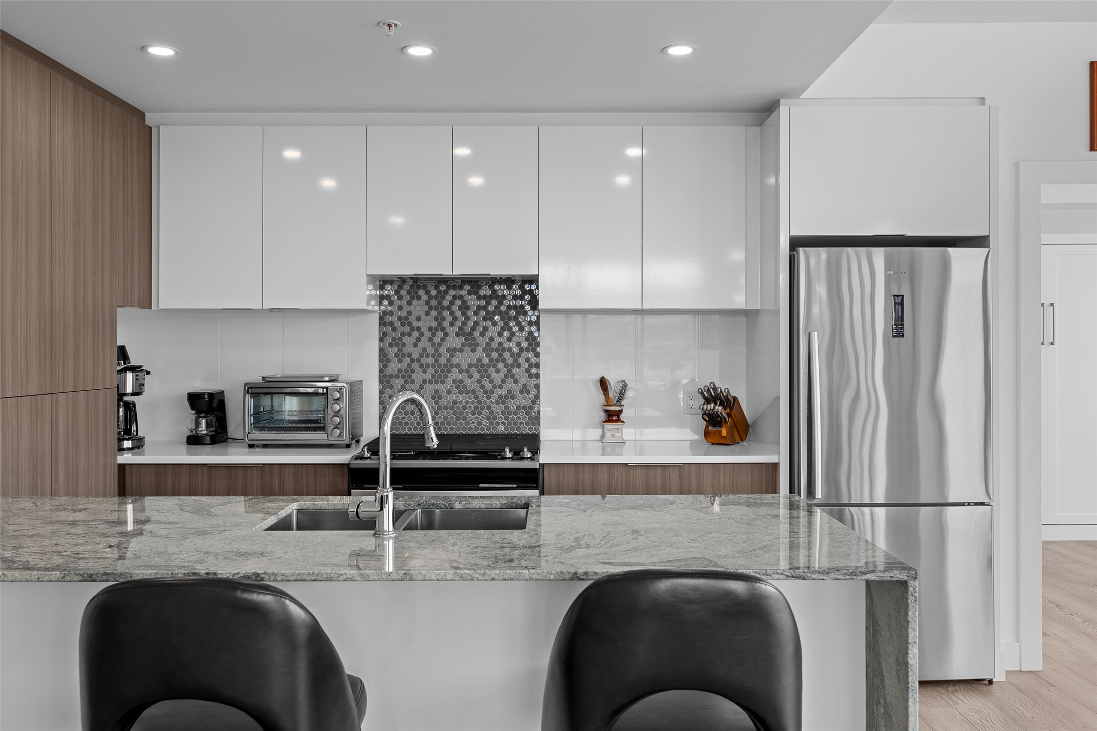 1151 Sunset Drive 1504