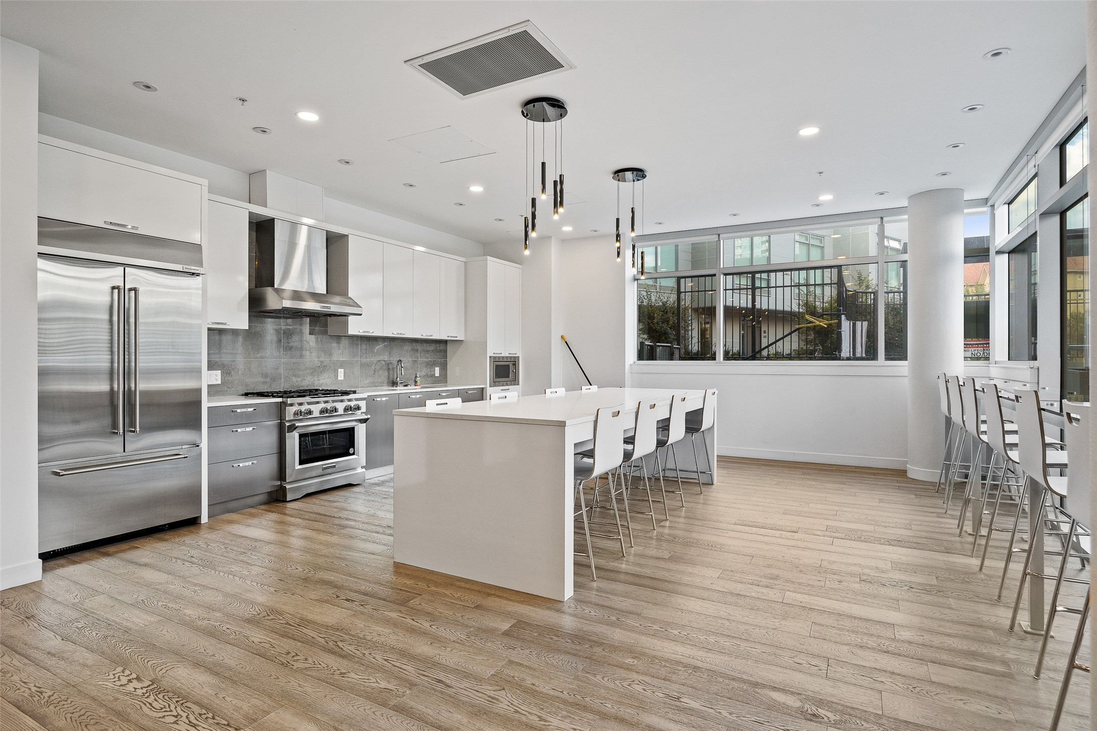 1151 Sunset Drive 1504