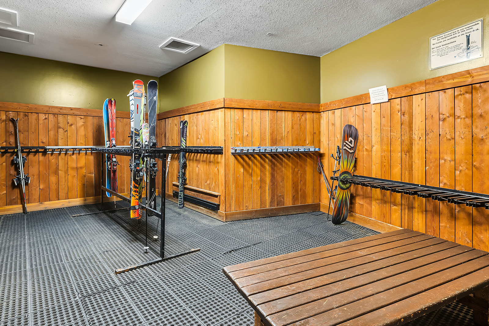5275 Big White Road 303