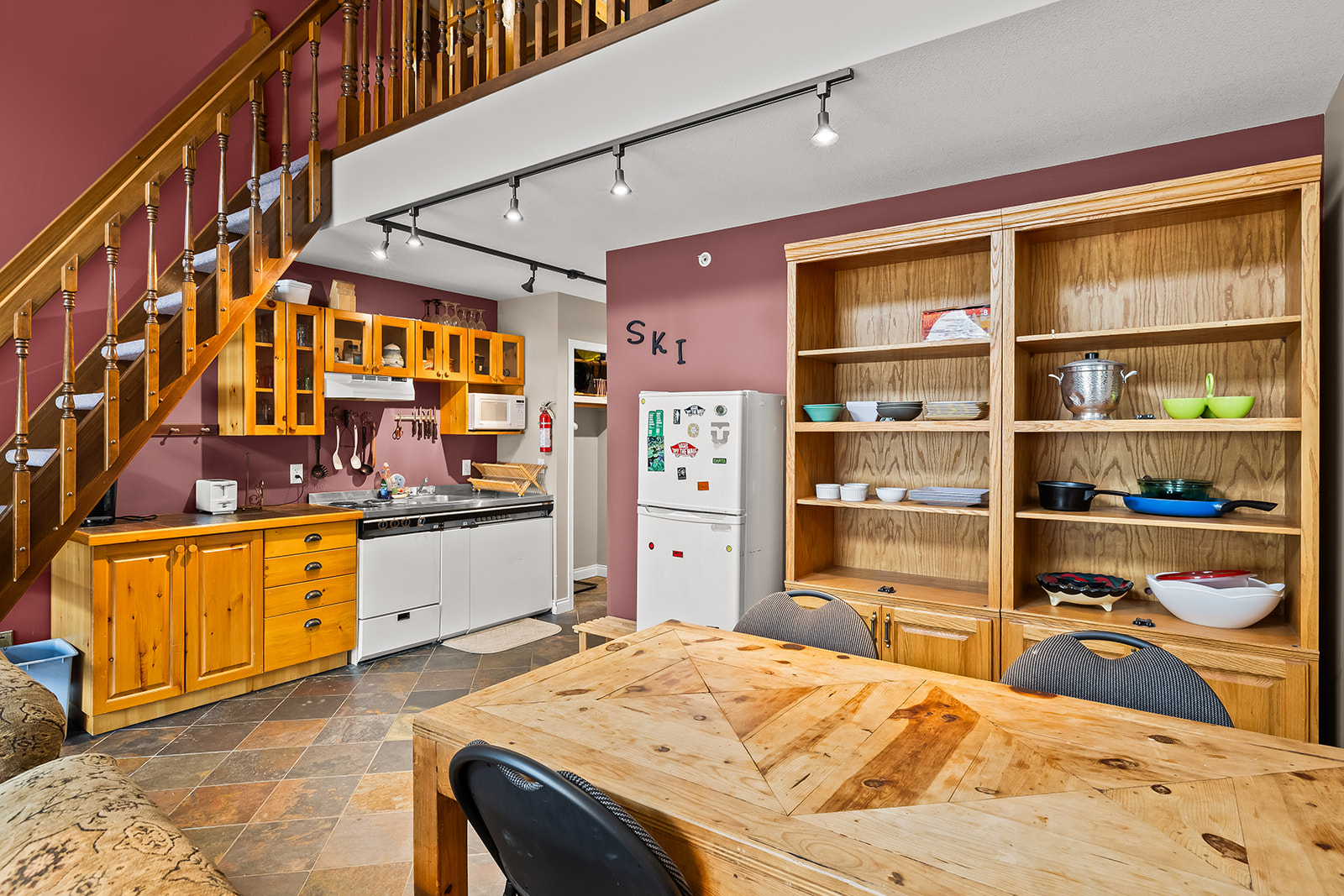 5275 Big White Road 303