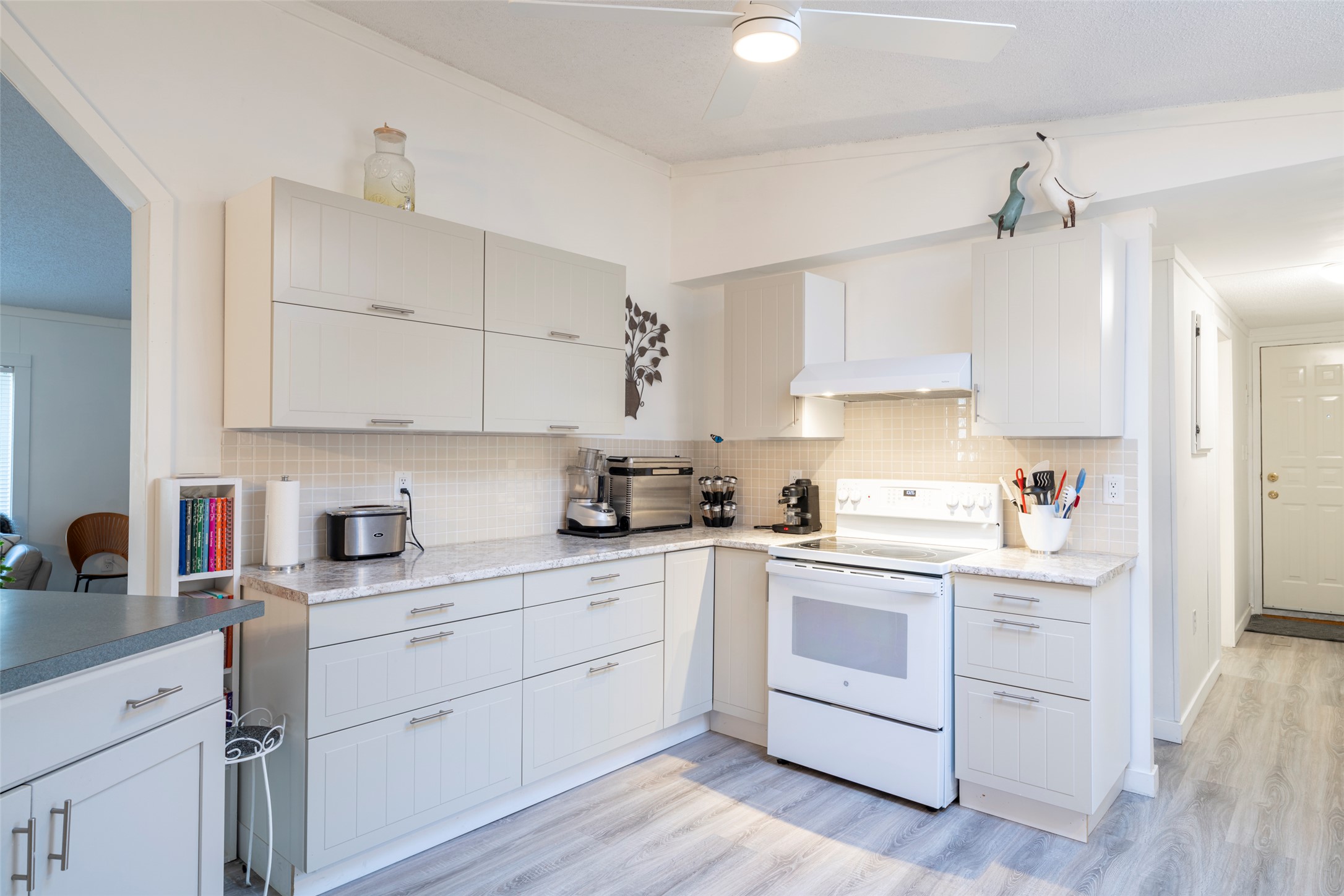 1881 Boucherie Road 45