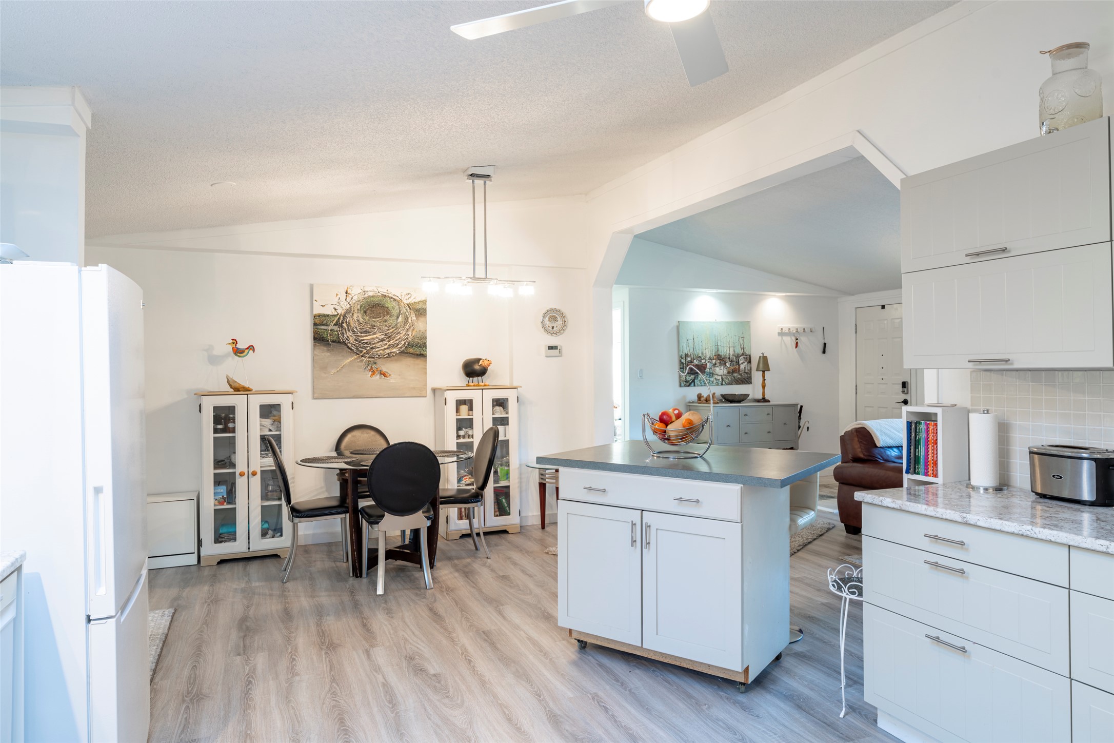 1881 Boucherie Road 45