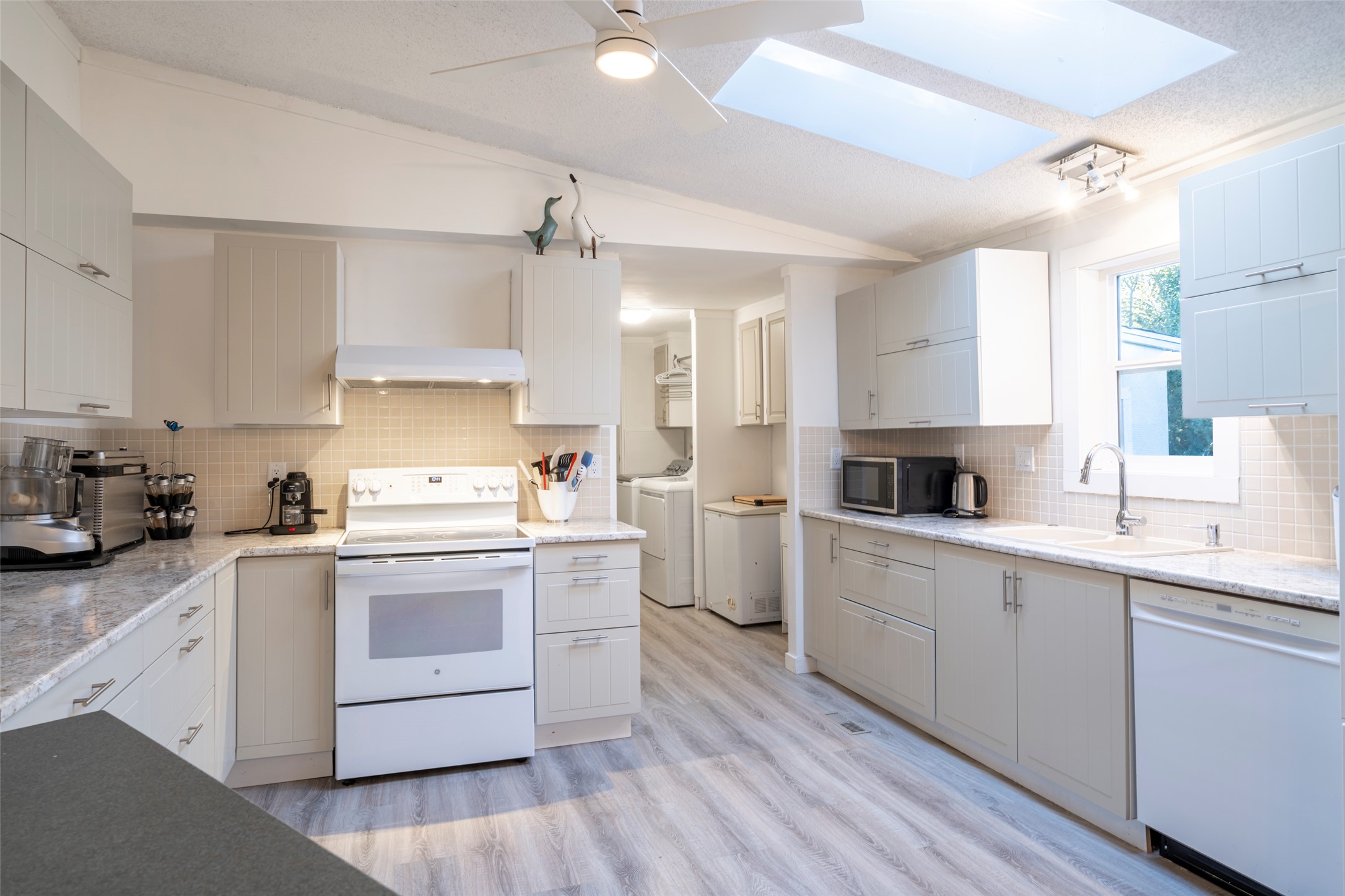 1881 Boucherie Road 45